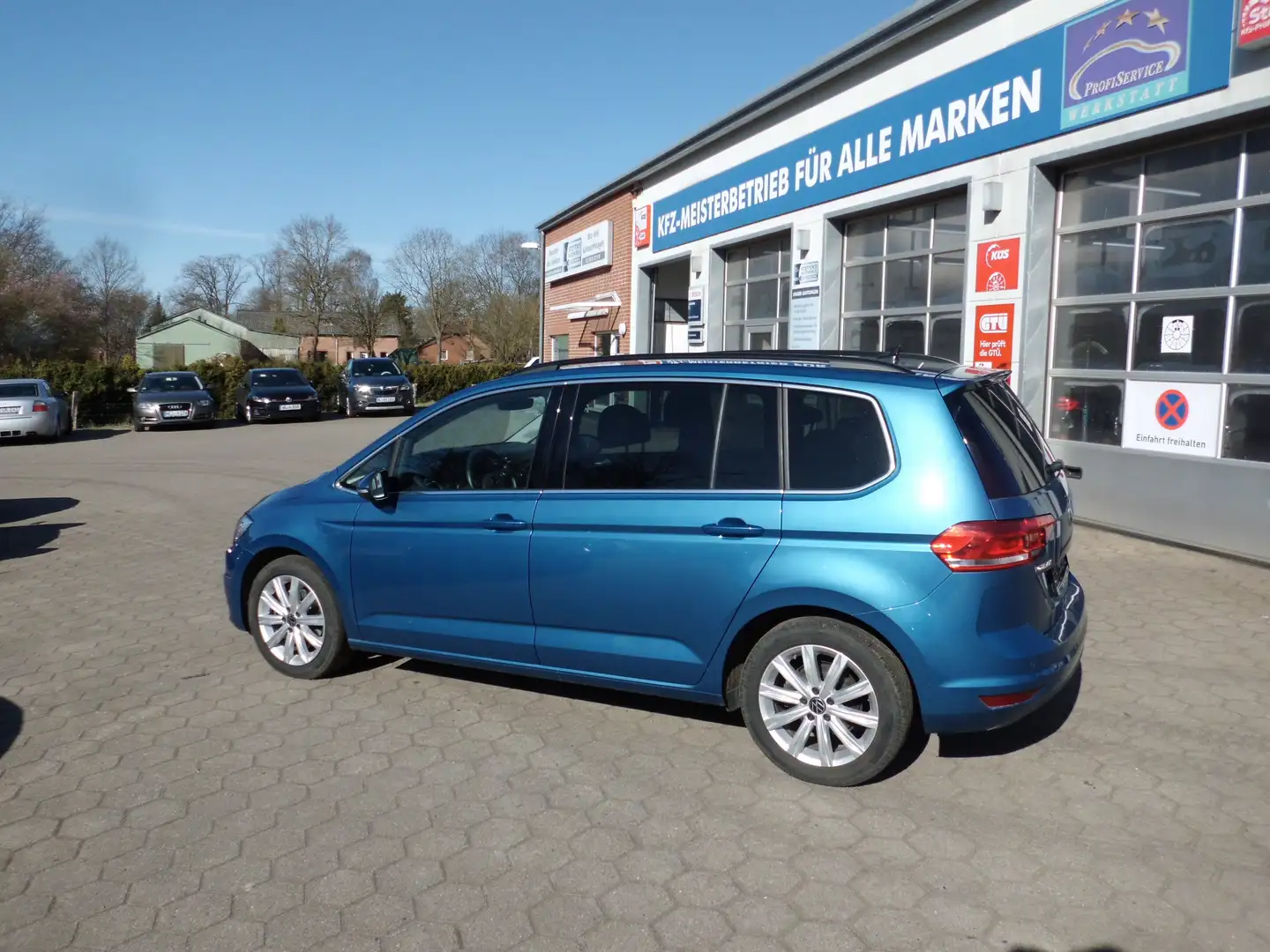 Volkswagen Touran Highline BMT/Start-Stopp Blau - 1