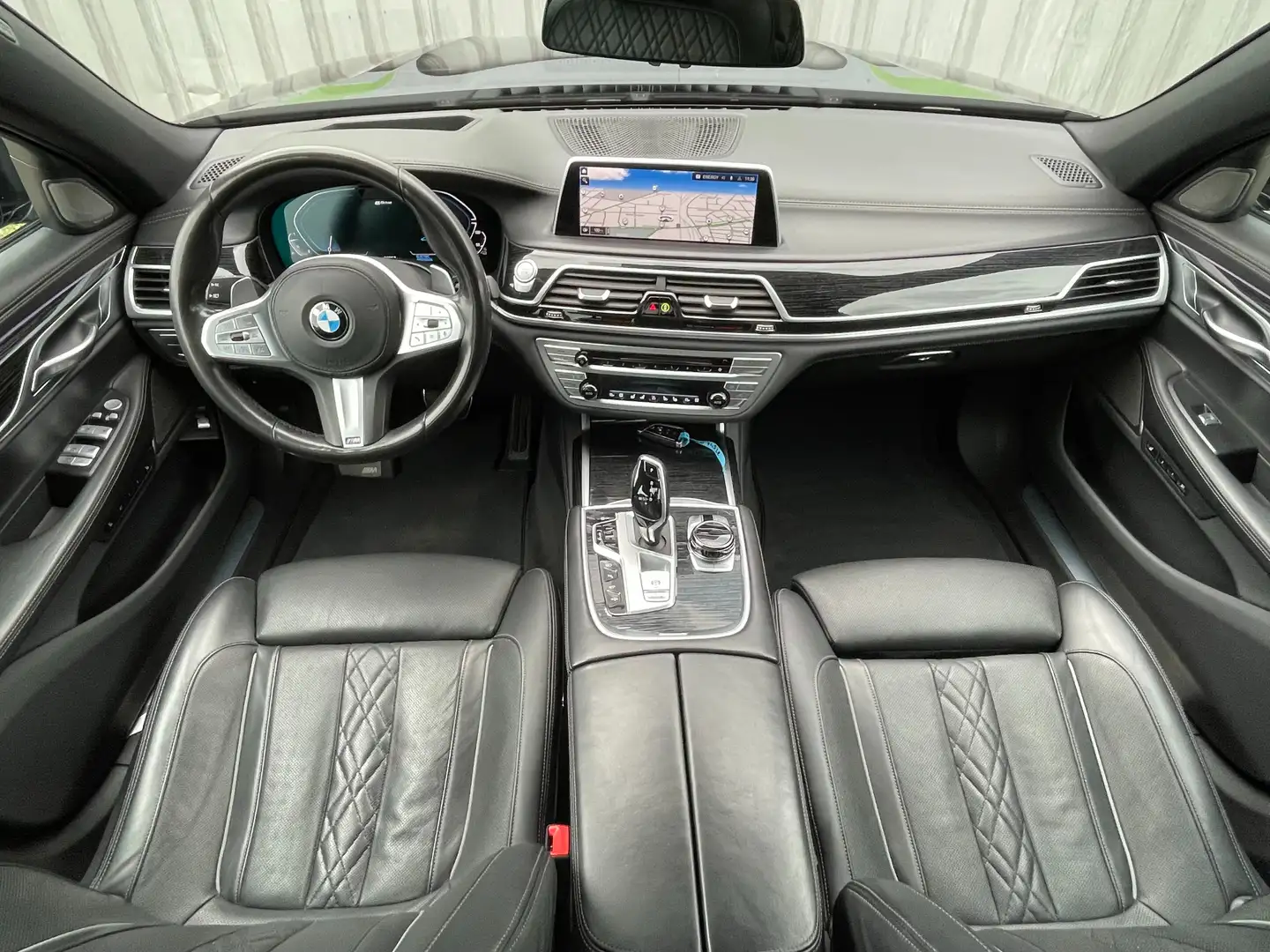 BMW 745 745Le PHEV xDrive Aut. * 2. Besitz * Noir - 2