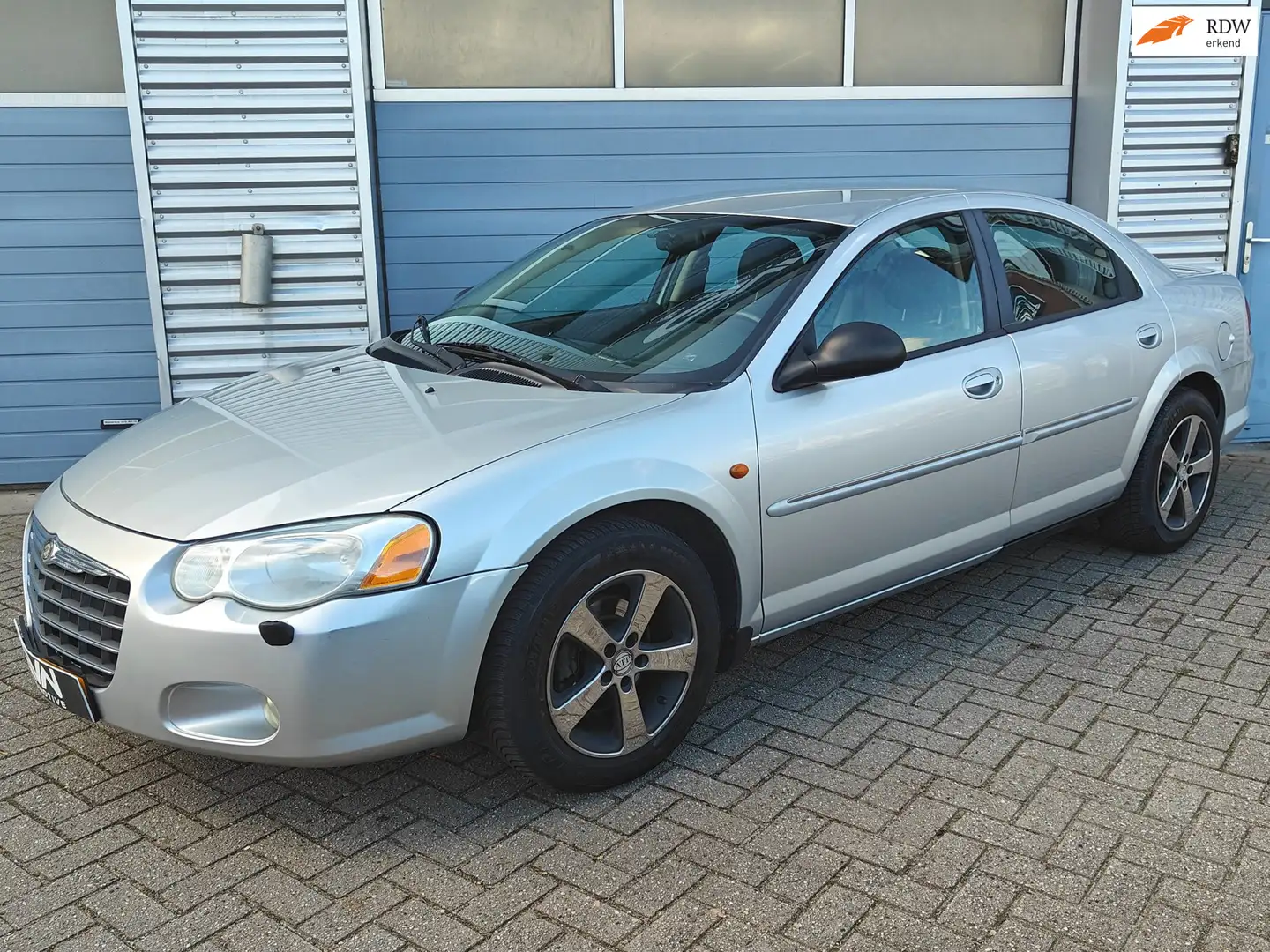 Chrysler Sebring 2.7i-V6 24V LX NL Auto | NAP 156.000 km | Automaat Gris - 1