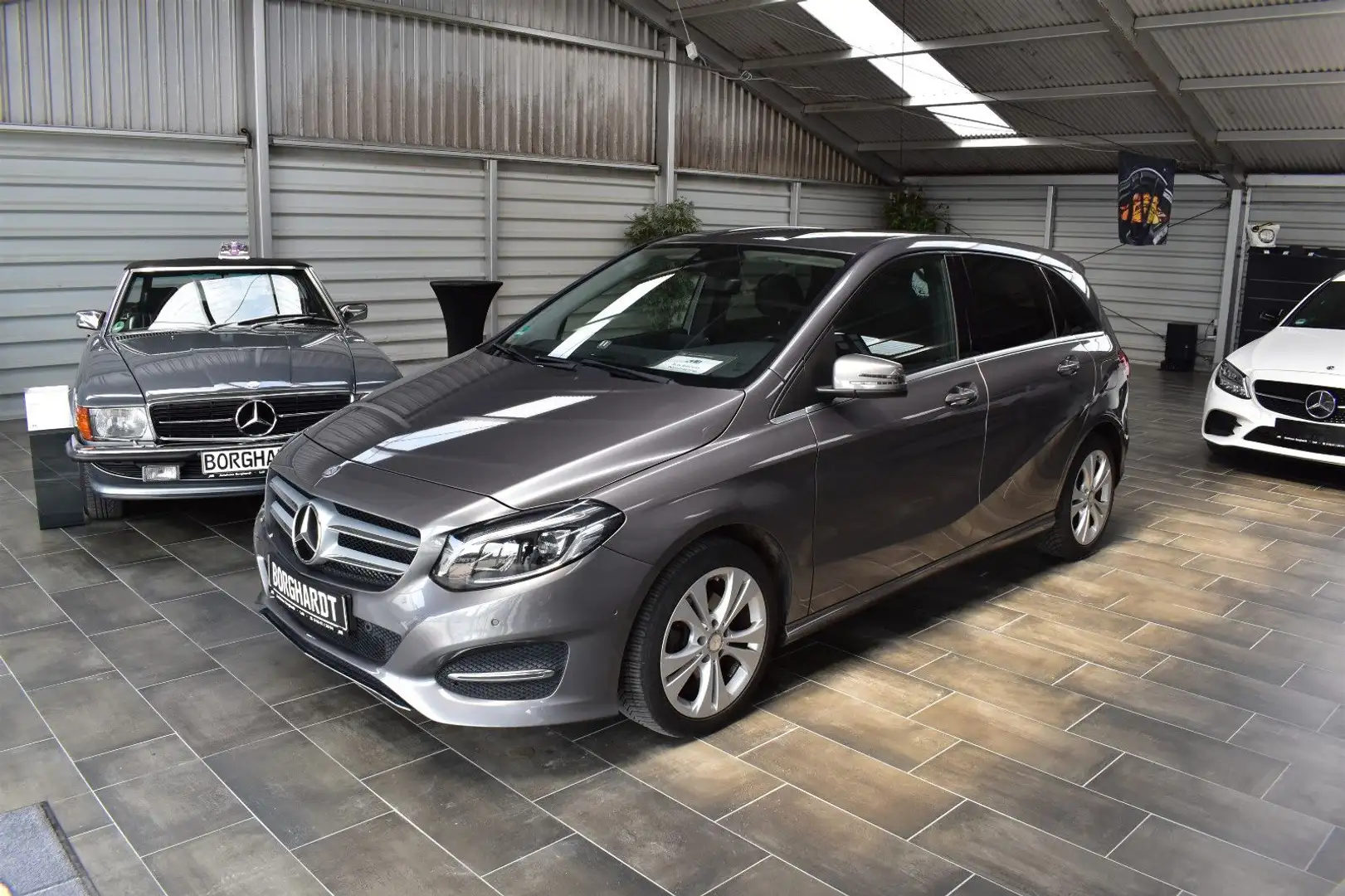 Mercedes-Benz B 200 D AUTOMATIK/LEDR/KAMERA Grey - 2
