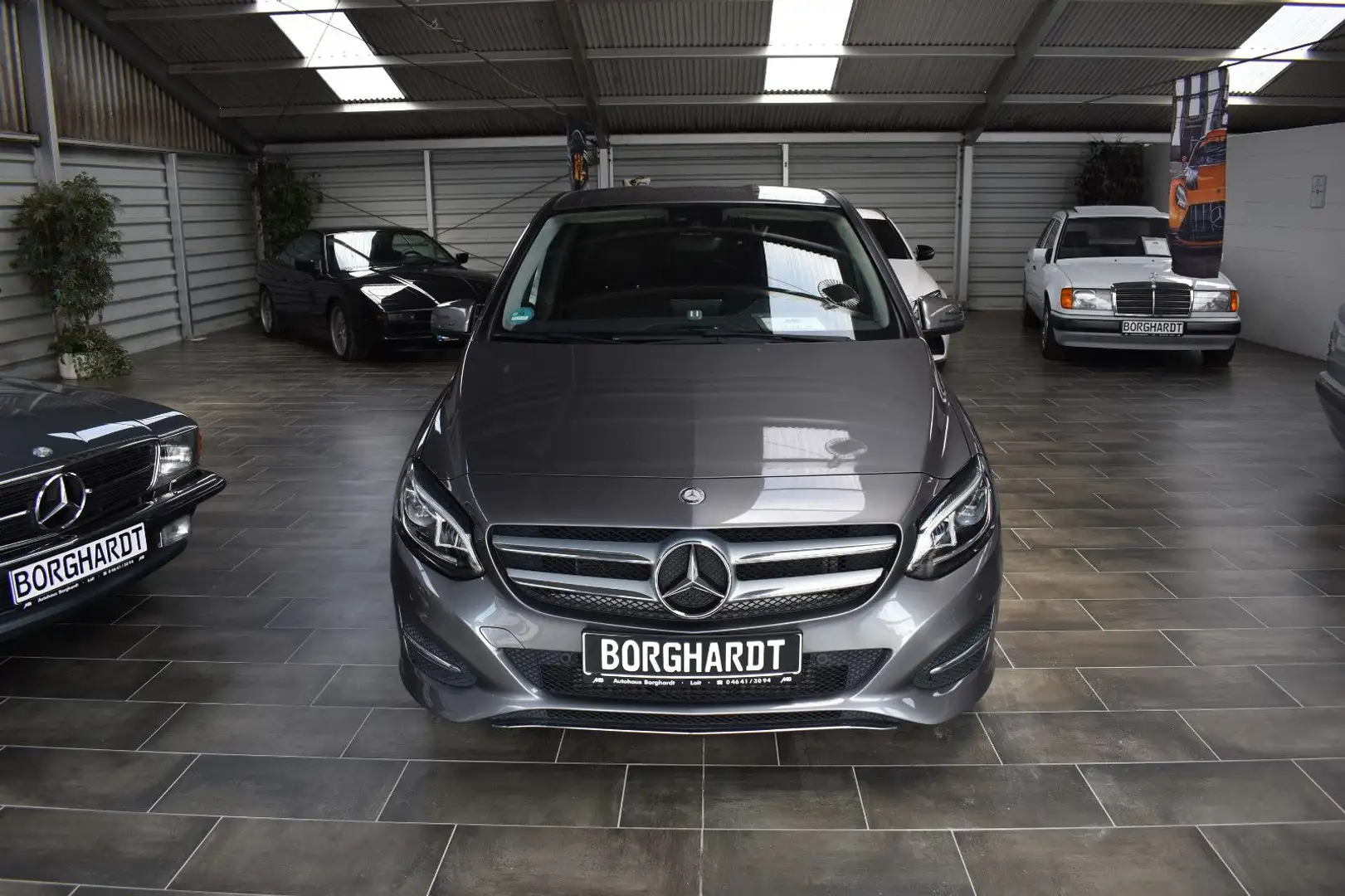 Mercedes-Benz B 200 D AUTOMATIK/LEDR/KAMERA Grey - 1
