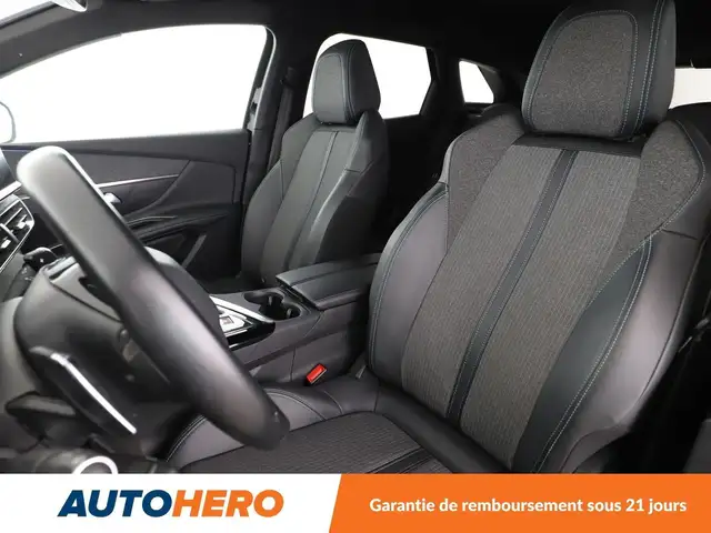 Peugeot 3008 view 10