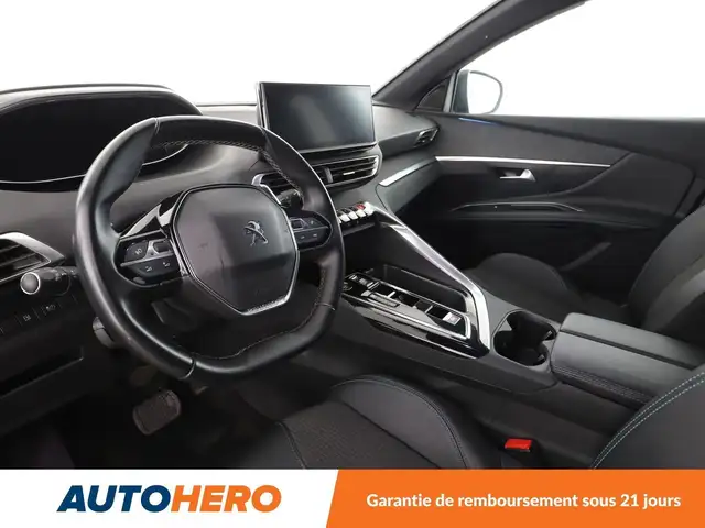 Peugeot 3008 view 11