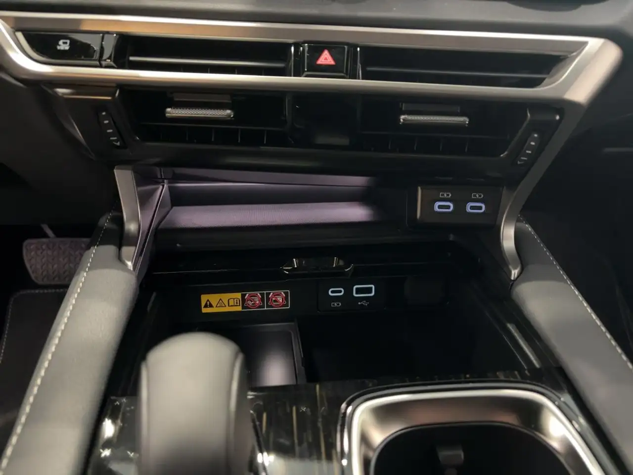 Lexus RX 450h RX 450 h+ E-FOUR F SPORT Design 14