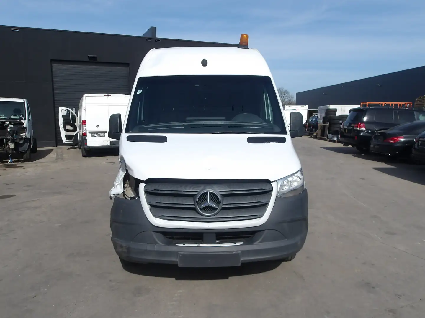 Mercedes-Benz Sprinter 514 (Stock ID 865) Blanc - 2