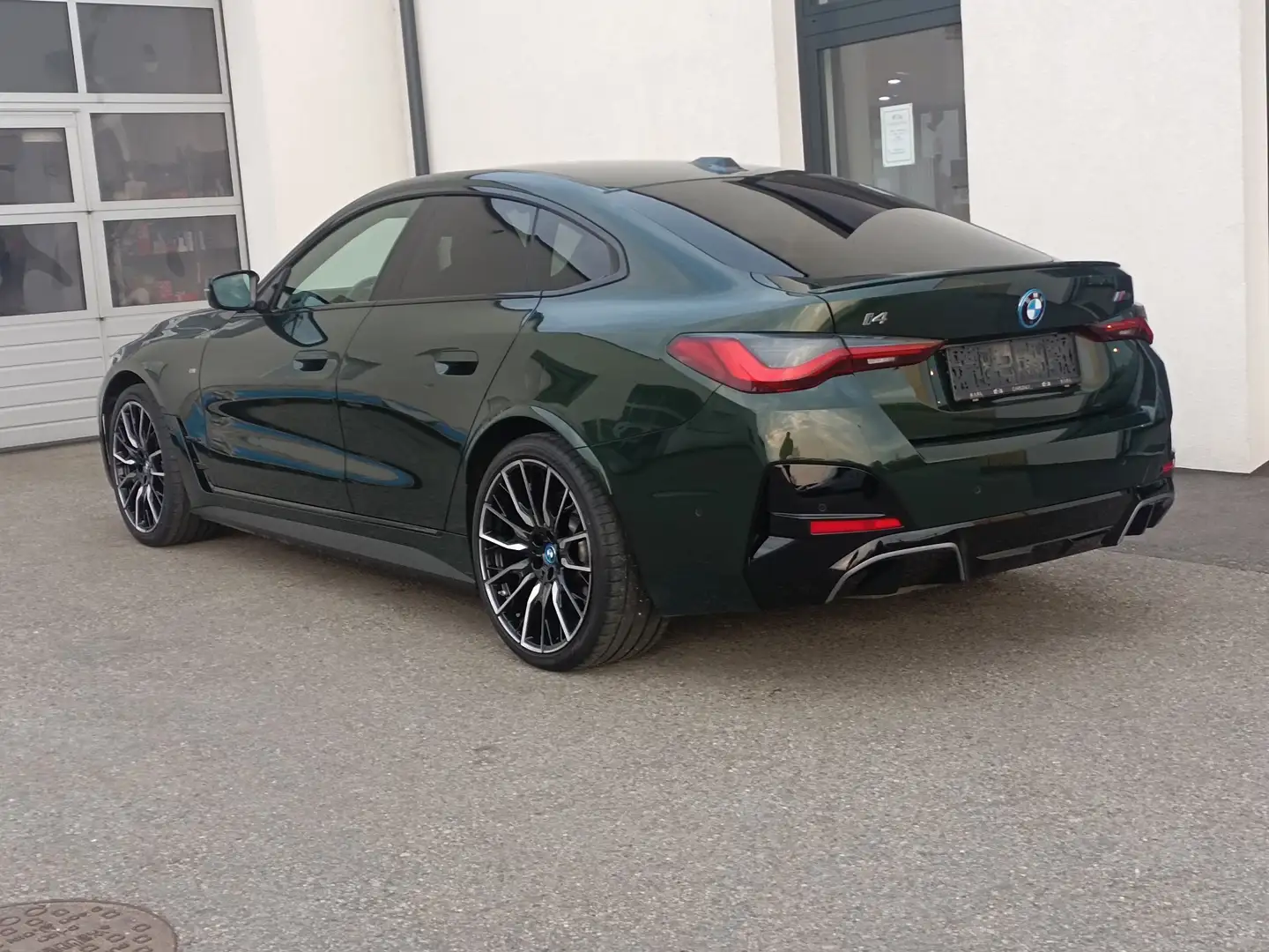 BMW i4 Gran Coupe xDrive M50 H&K,Pano,5JahresGarantie Grün - 2