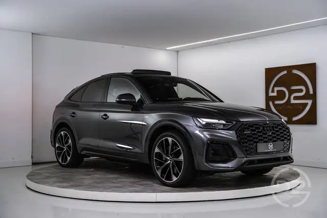 Audi Q5 view 7