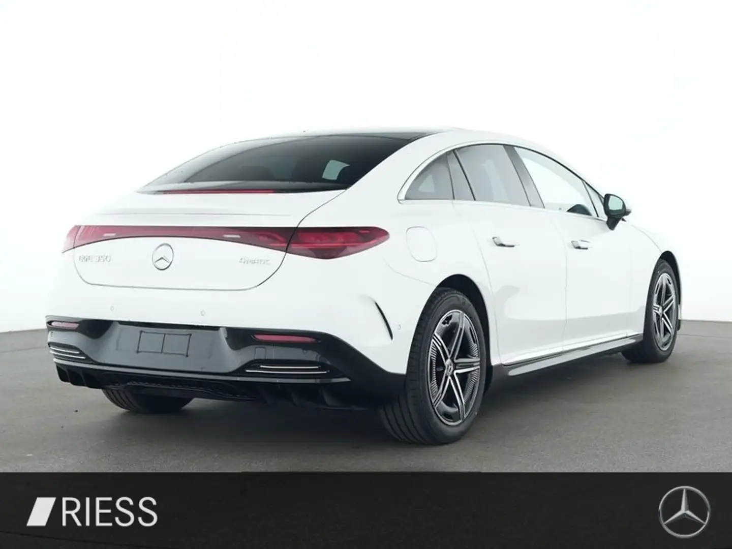 Mercedes-Benz EQE 350 4M AMG Sport Navi LED Distr Pano Spur 19" Weiß - 2