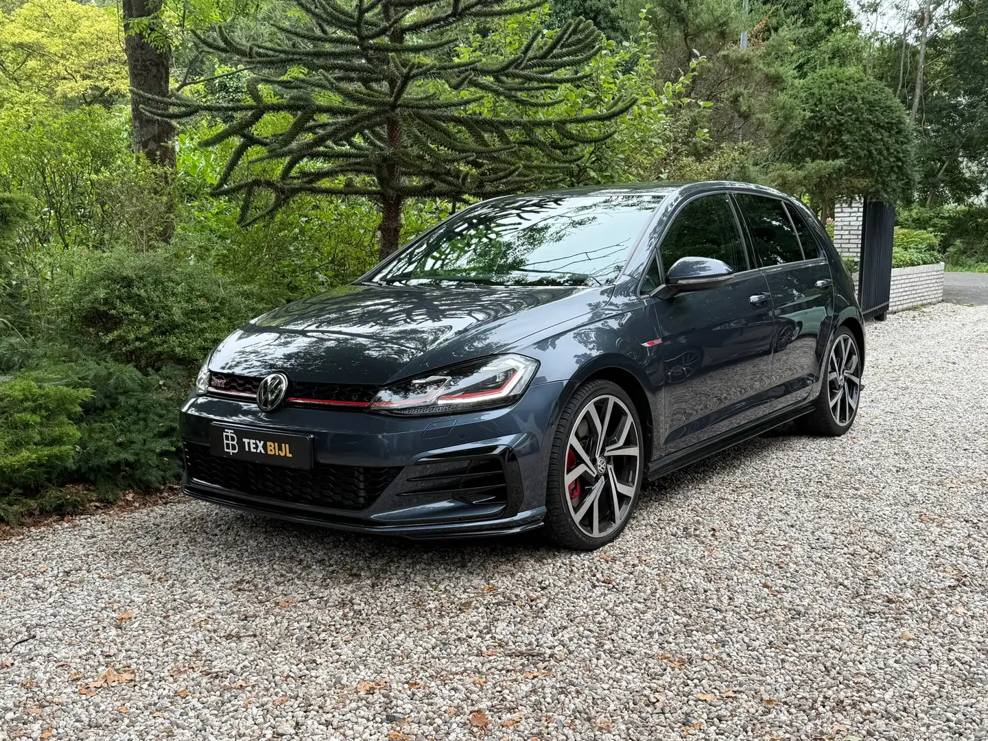 Volkswagen Golf GTI 2.0 TSI Performance Grau - 2