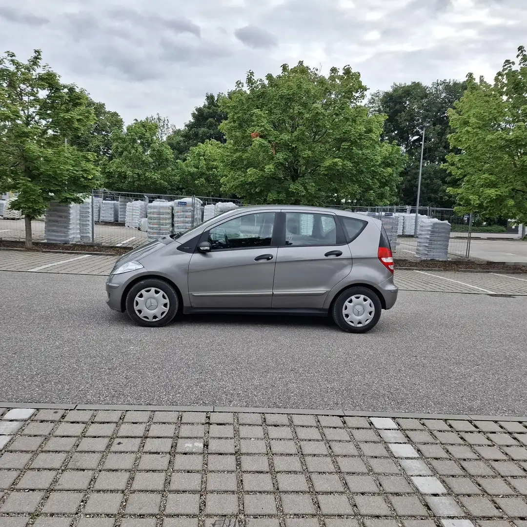 Mercedes-Benz A 150 Classic-*Automatik*96.280km* Grijs - 2