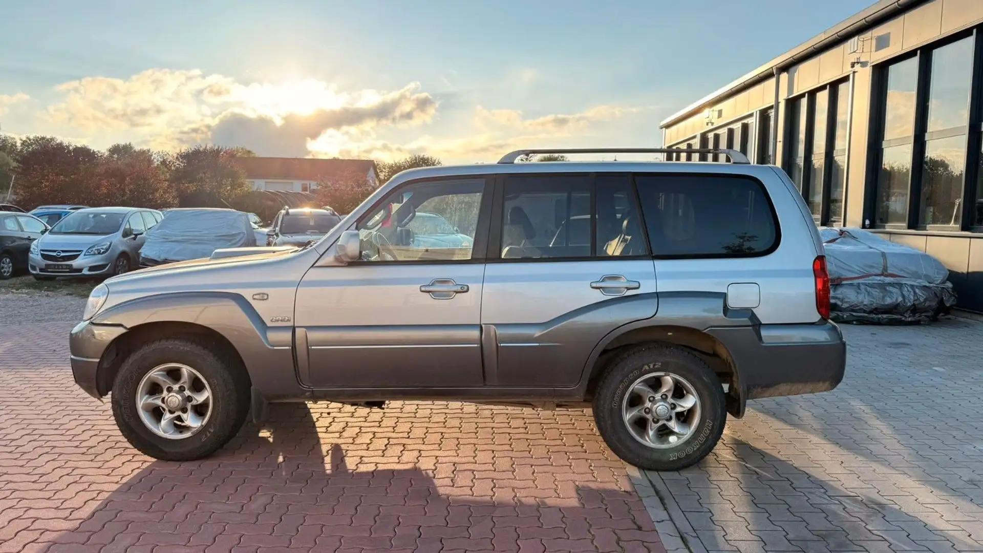 Hyundai Terracan 4WD GLS Automatik*Tempomat*Klima*AHK*SHZ Silber - 2