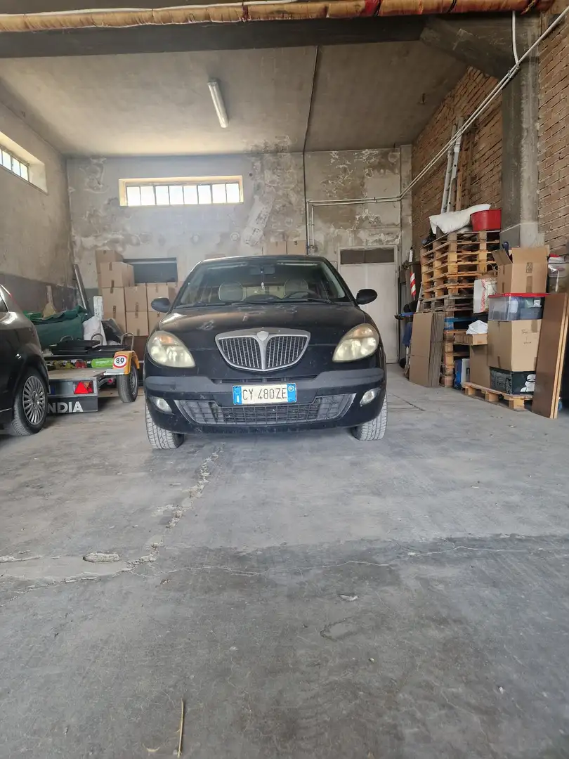 Lancia Ypsilon 1.2 8v - 1