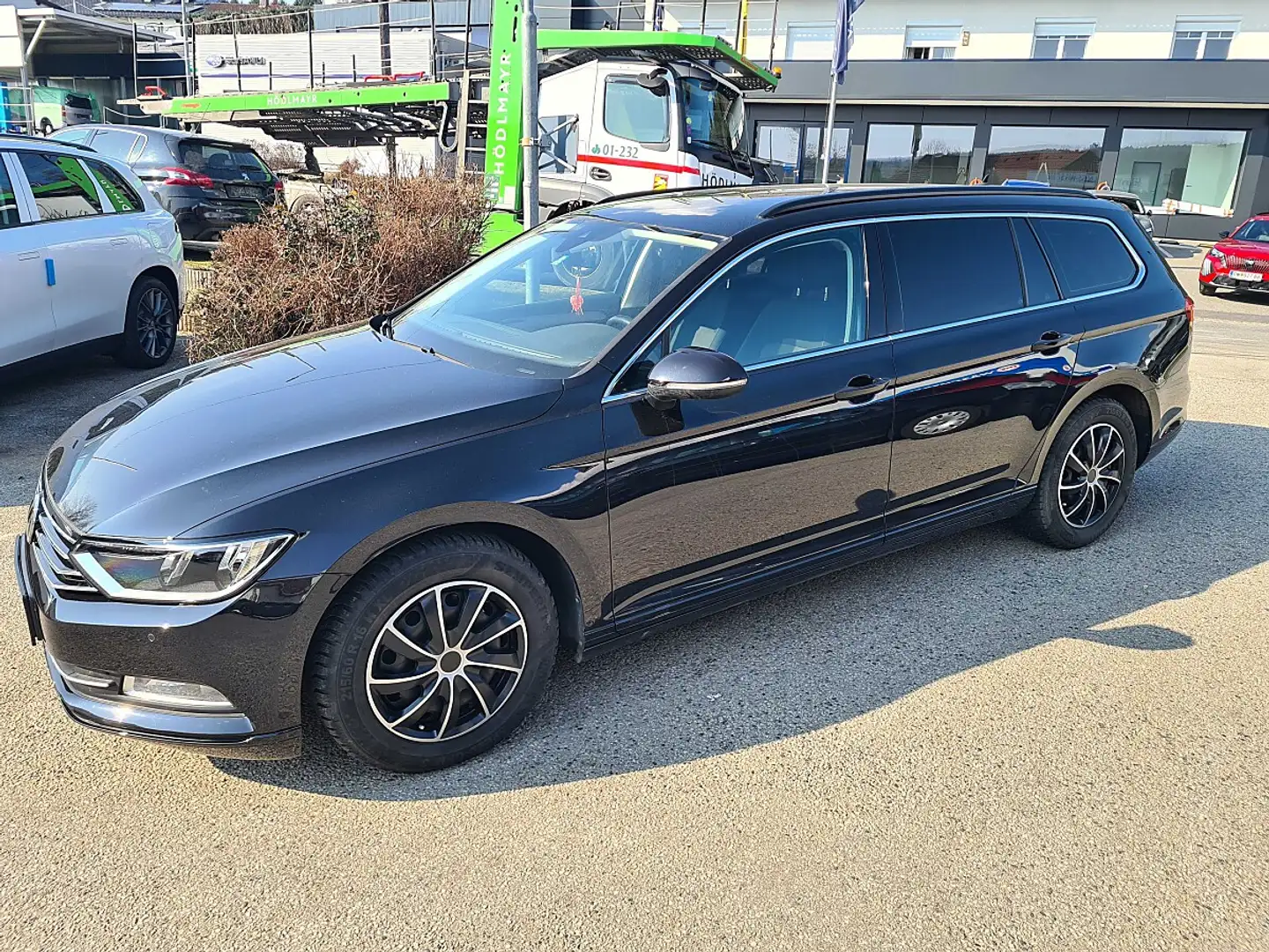 Volkswagen Passat Variant Comfortline 2,0 TDI SCR Schwarz - 2