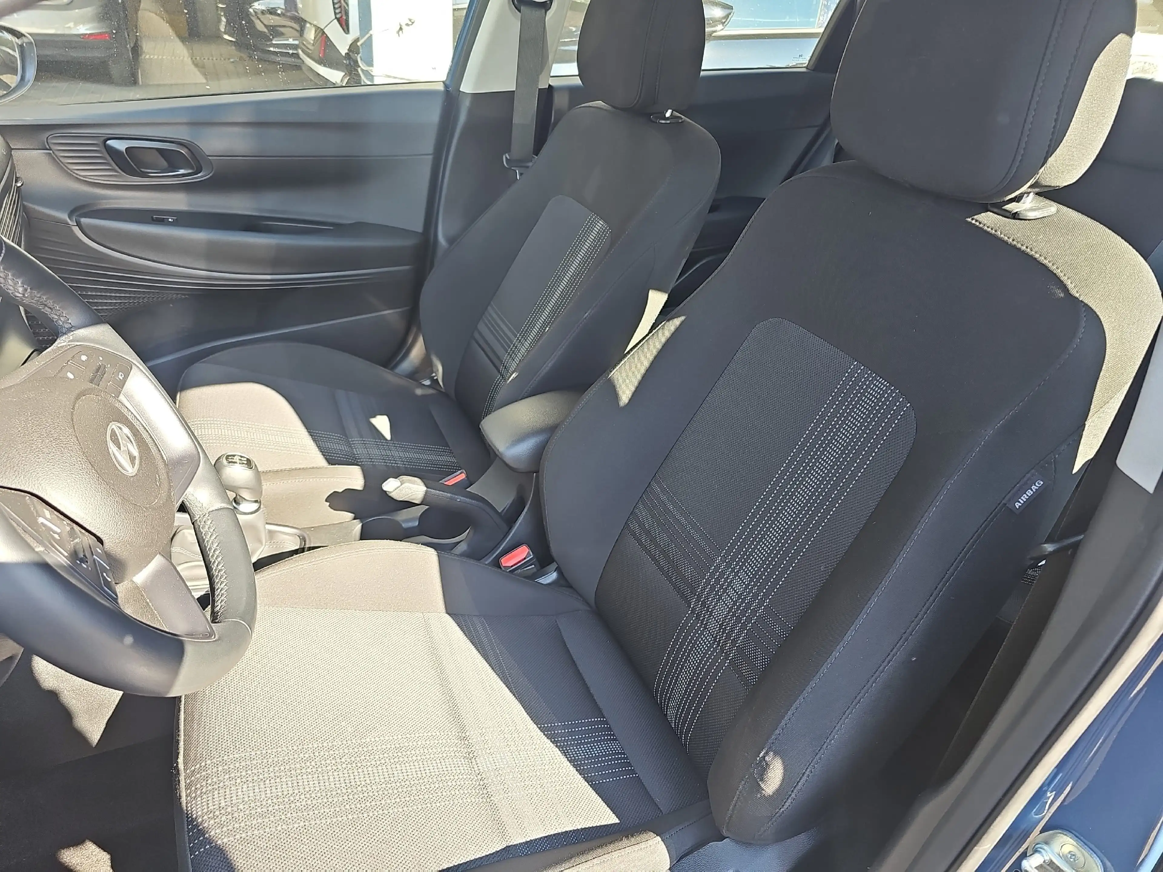 Hyundai i20 1.2 Select KAMERA*KLIMA*SITZ & LENKHEIZ* — photo 8