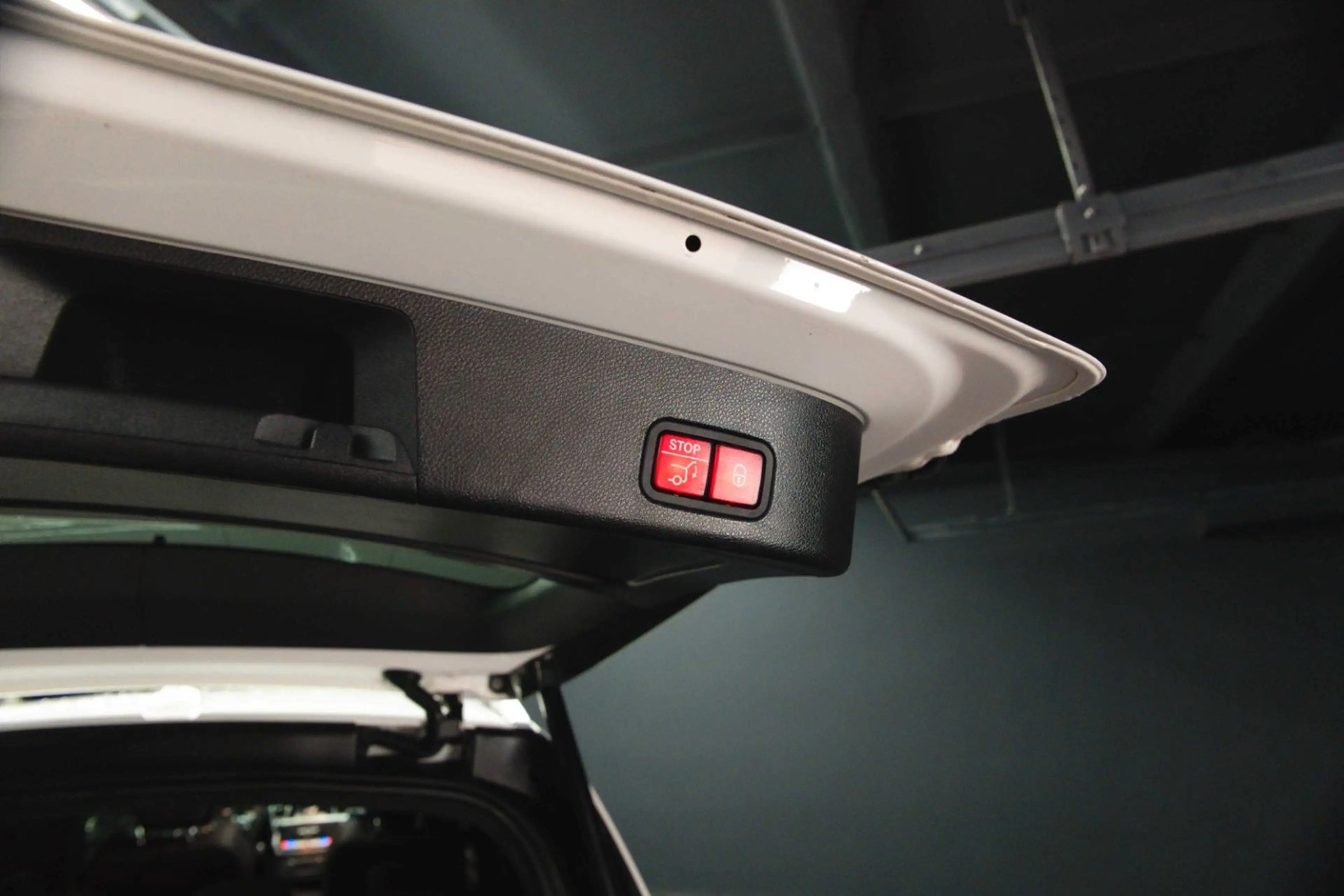 Mercedes-Benz GLS 63 AMG GLS / GL 63 AMG 4Matic Night-Paket *ACC*Pano*LED — photo 13