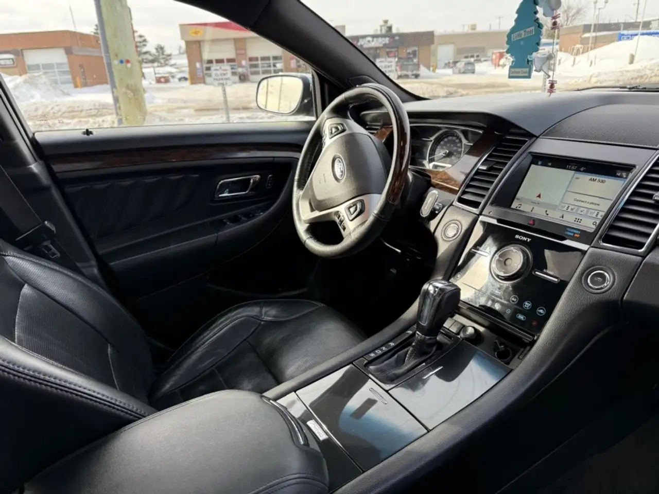 Ford Taurus снимка Ford Taurus