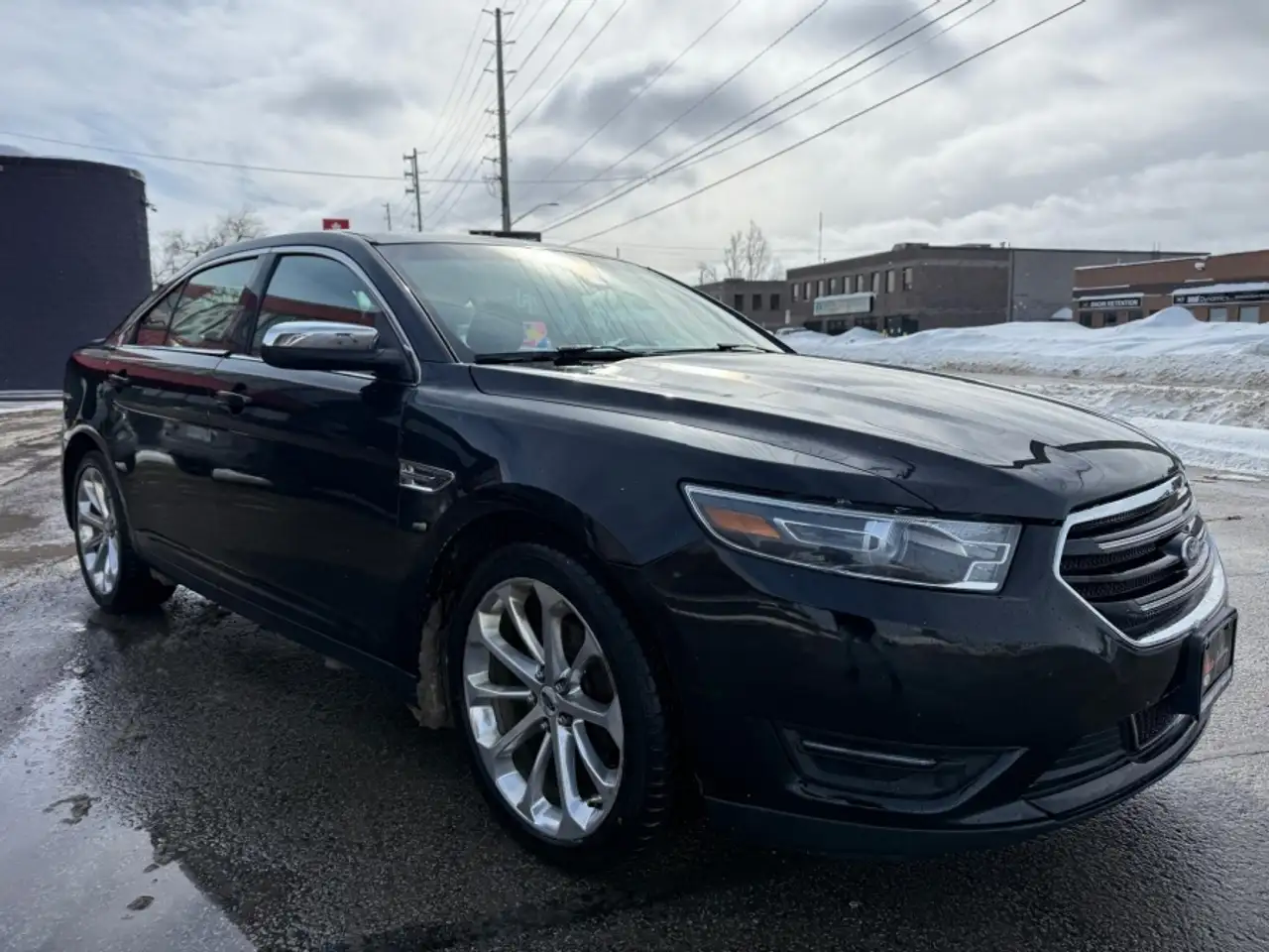 Ford Taurus снимка Ford Taurus