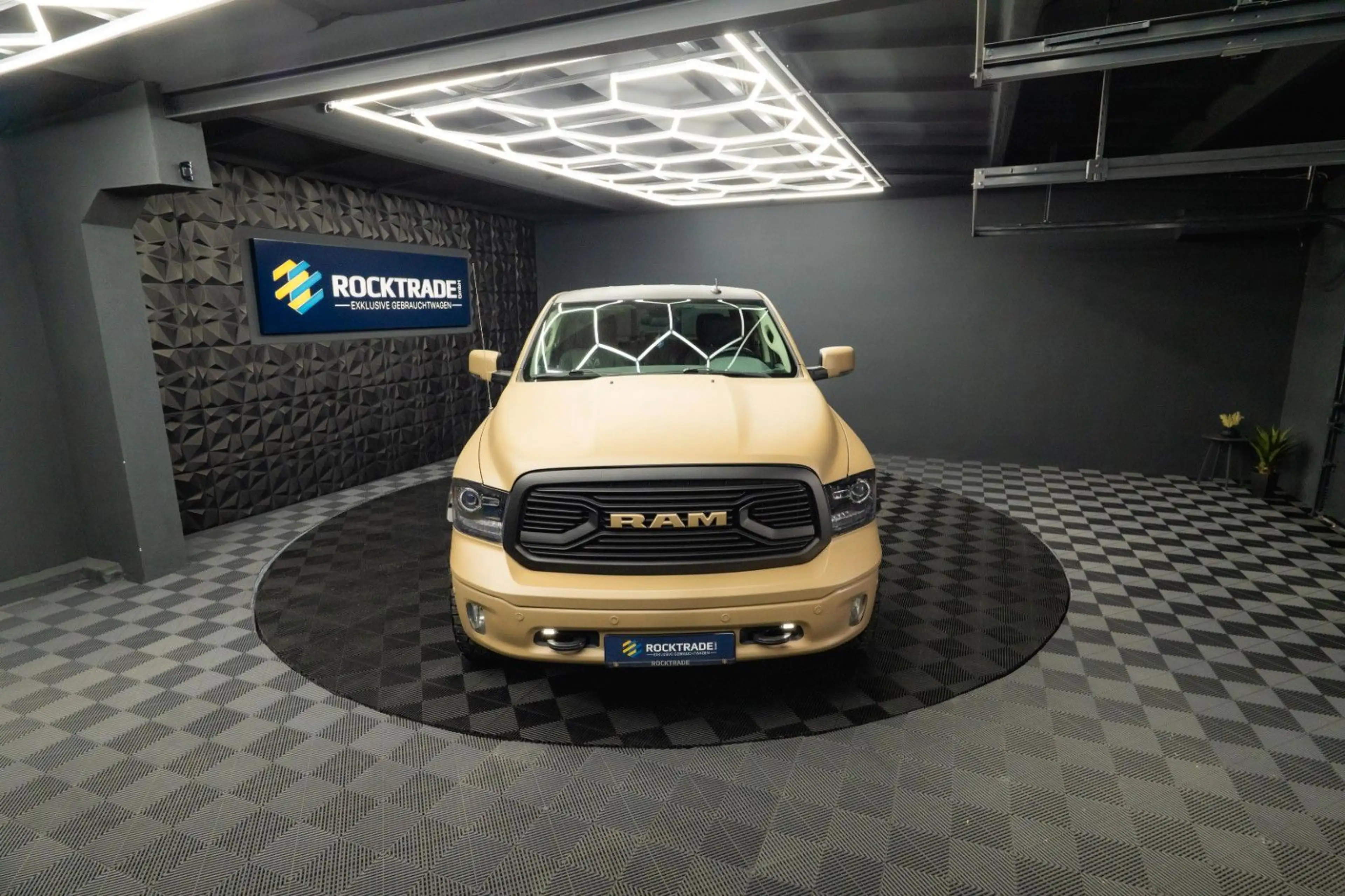 Dodge RAM 5.7 V8 HEMI 4x4 OFFROAD RAPTOR LONGBED 19% — photo 3