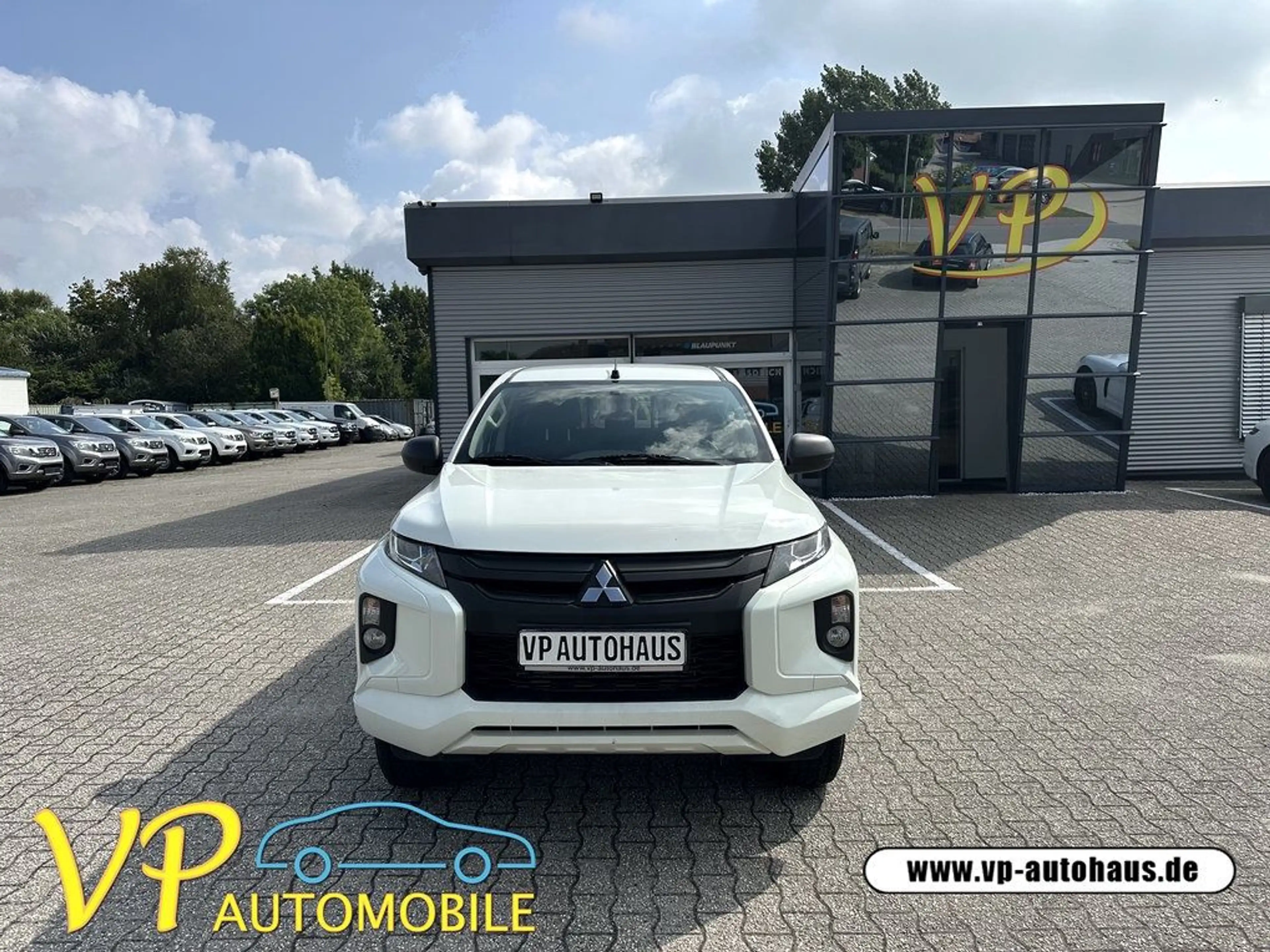 Mitsubishi L200 Basis Doppelkabine 4WD Klima AHK Hardtop — photo 2