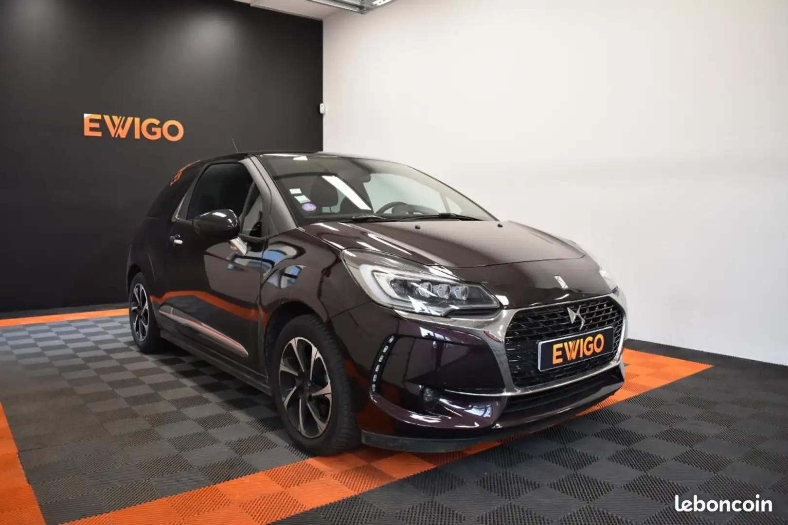 Citroen DS3 Citroën 1.2 PT 110 EXECUTIVE BVA SUIVI GARANTIE 6  Rouge - 1