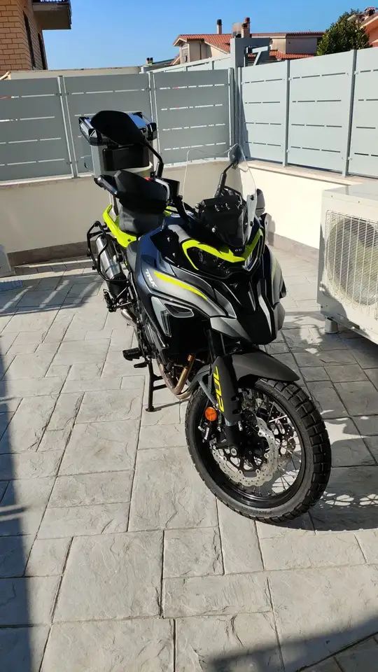 Benelli TRK 702