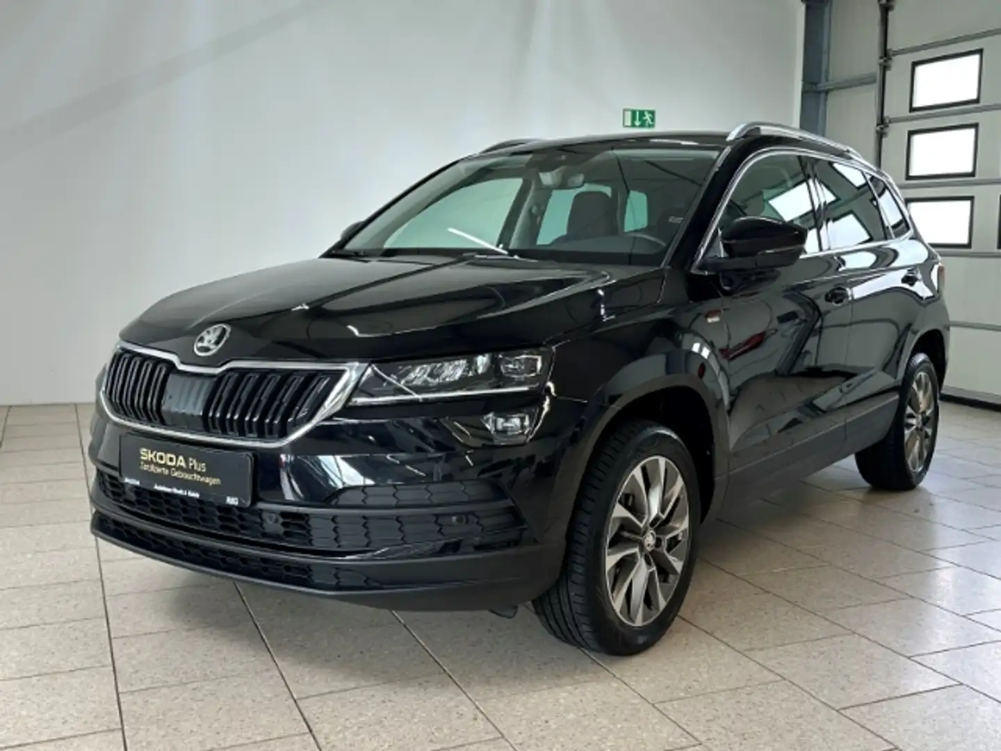 Skoda Karoq Clever 1.0 TSI Navi ACC LED Freisprech Negro - 2