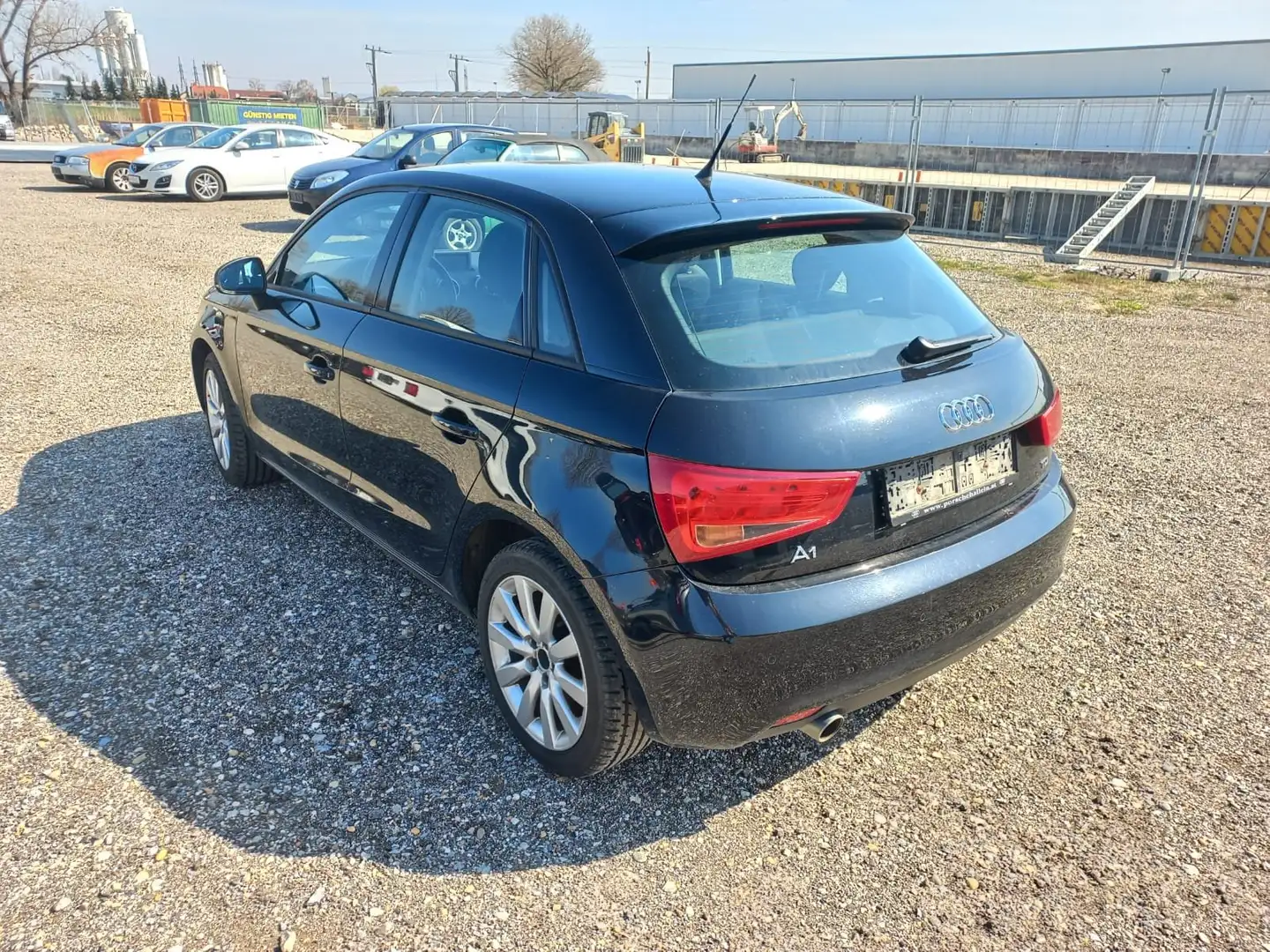 Audi A1 SB 1,6 TDI Ambition !! SERVICE / PICKERL !! TOP - 2