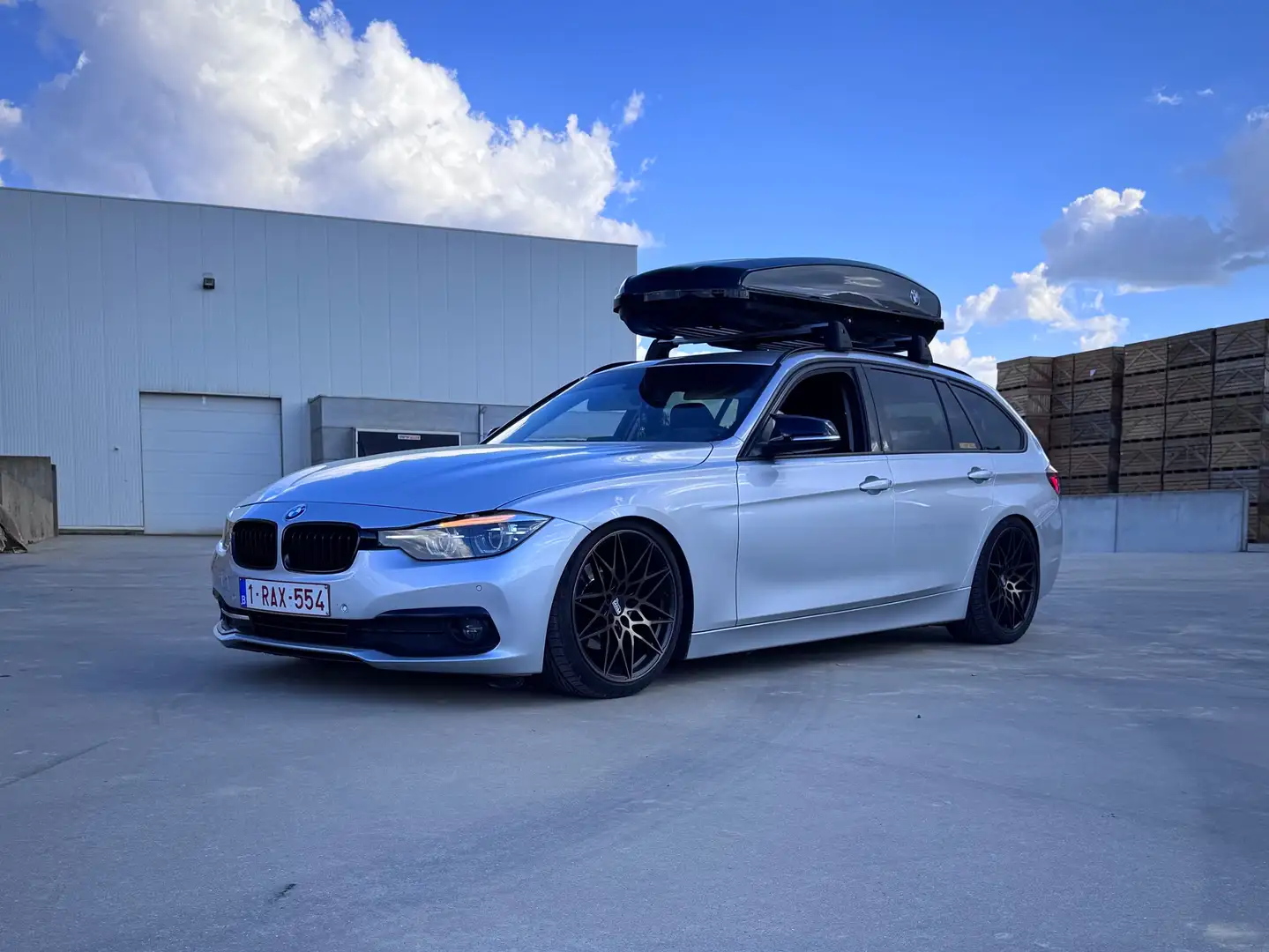 BMW 320 Touring 320 dA Business Ed AdBlue (ACO)(EU6d-T.) Argent - 1