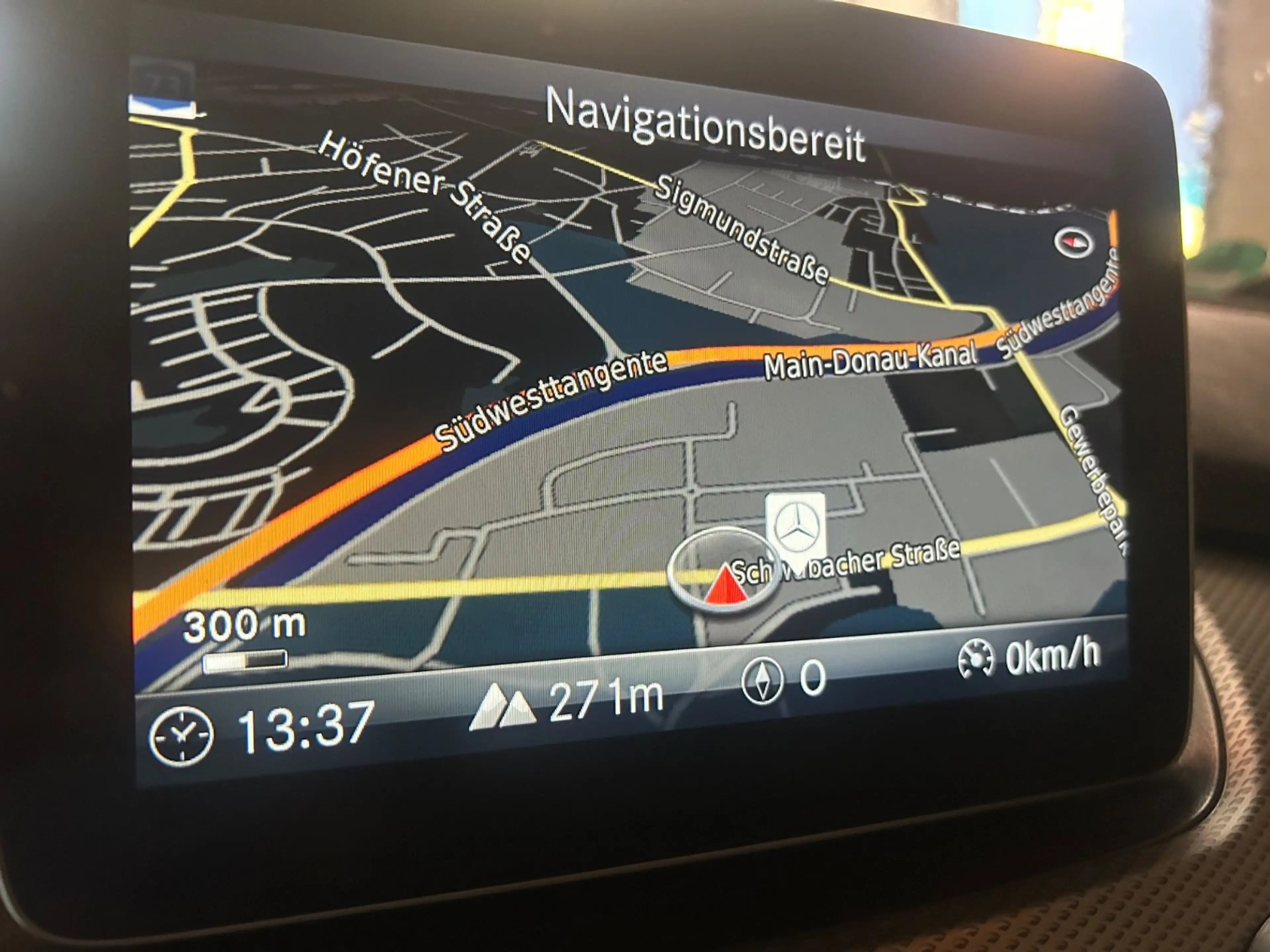 Mercedes-Benz B 220 4Matic Urban Style Edition/ PANO/LED/Night — photo 9