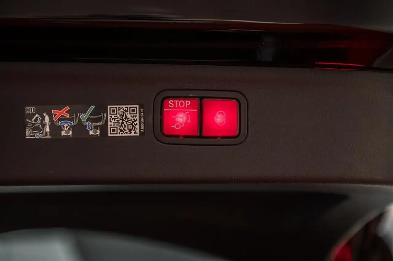 Mercedes-Benz EQS снимка Mercedes-Benz EQS