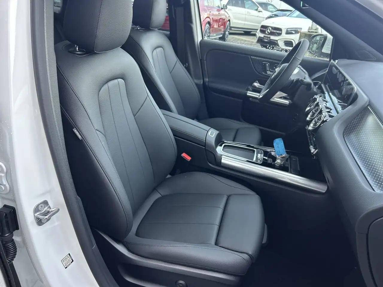 Mercedes-Benz GLA photo Mercedes-Benz GLA