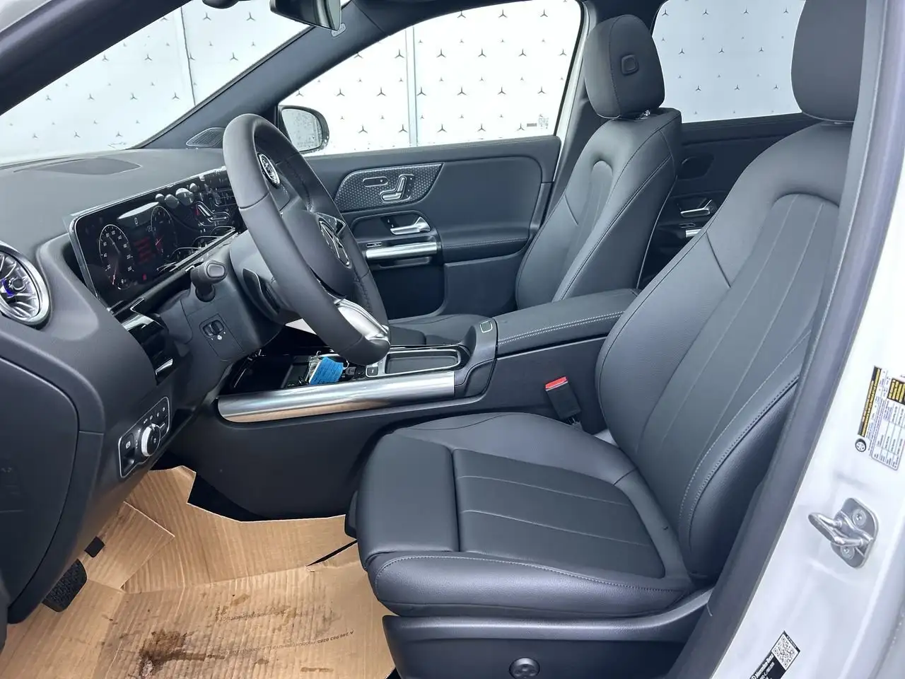 Mercedes-Benz GLA photo Mercedes-Benz GLA