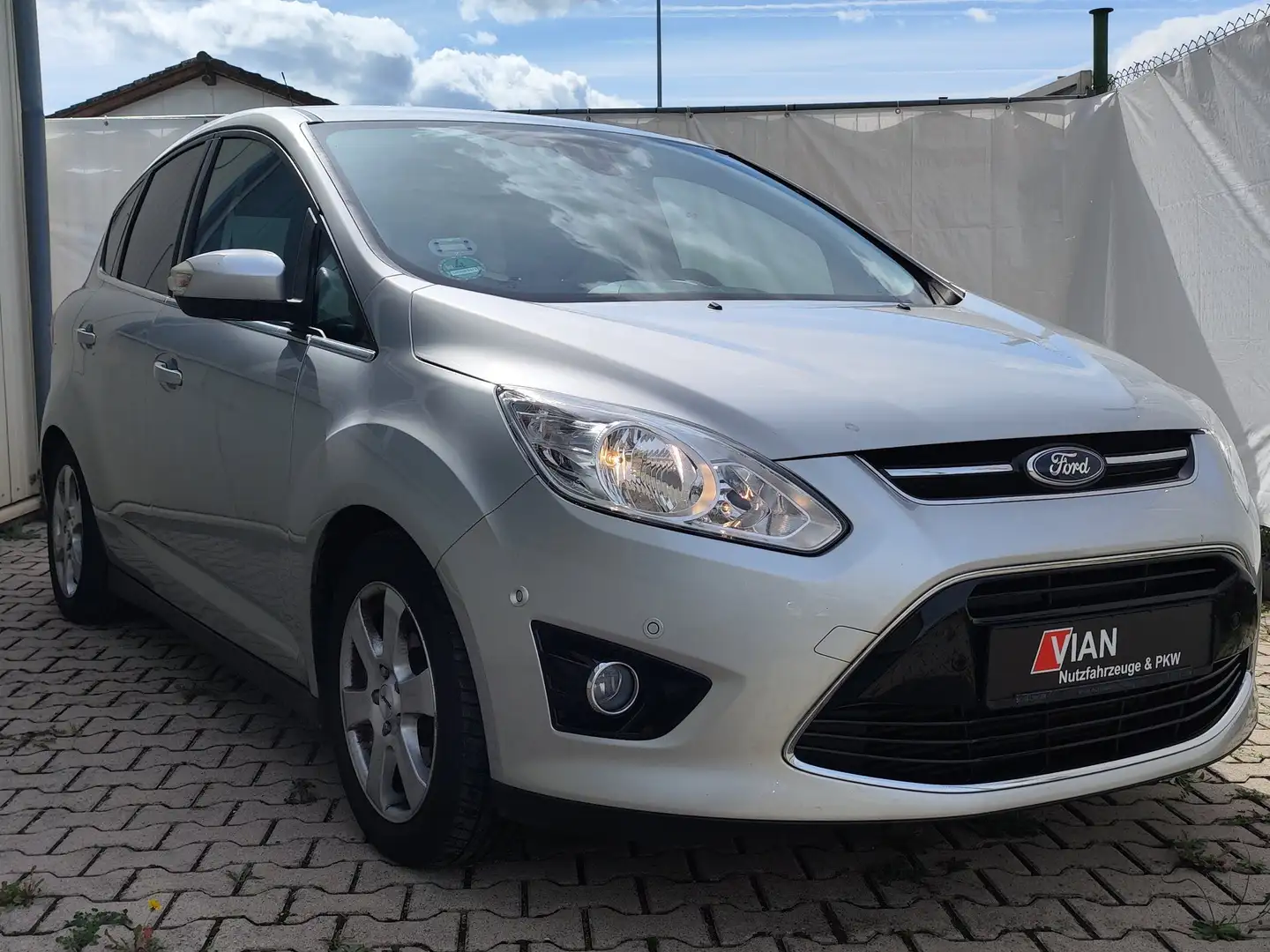 Ford C-Max Titanium/Tempomat/Parkassis./Front Heizung/Klima/ Silber - 1