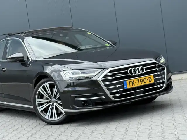 Audi A8 view 13