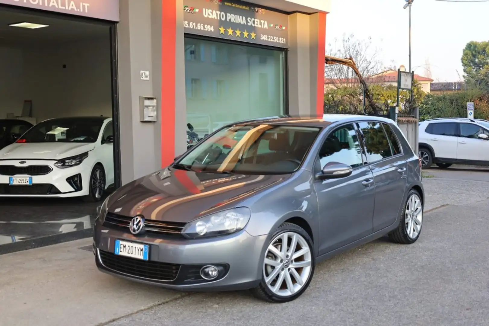 Volkswagen Golf VI 2.0 TDI 140CV DPF 5p. Highline UniProp TAGLIAND Gris - 1