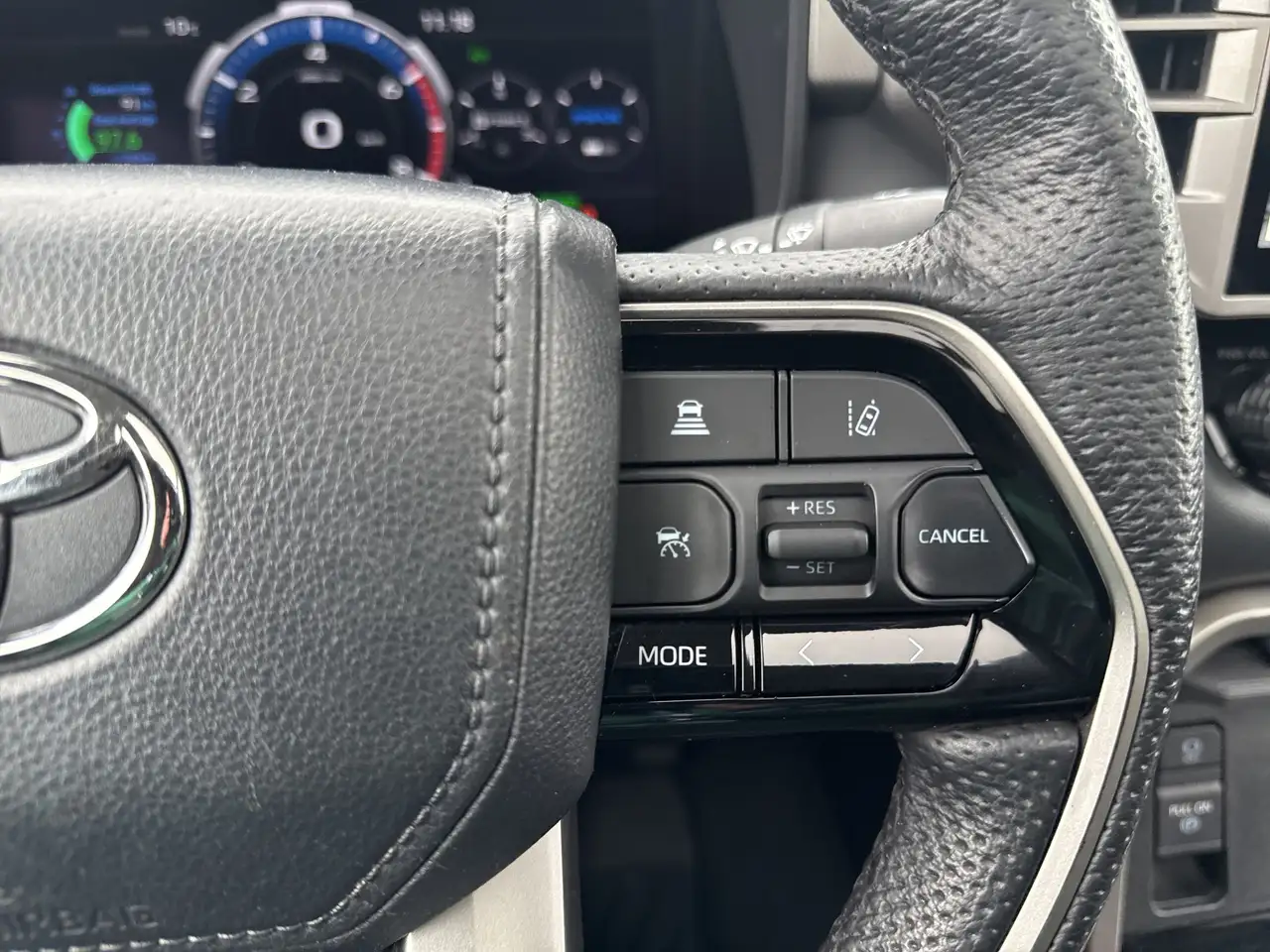 Toyota Tundra снимка Toyota Tundra