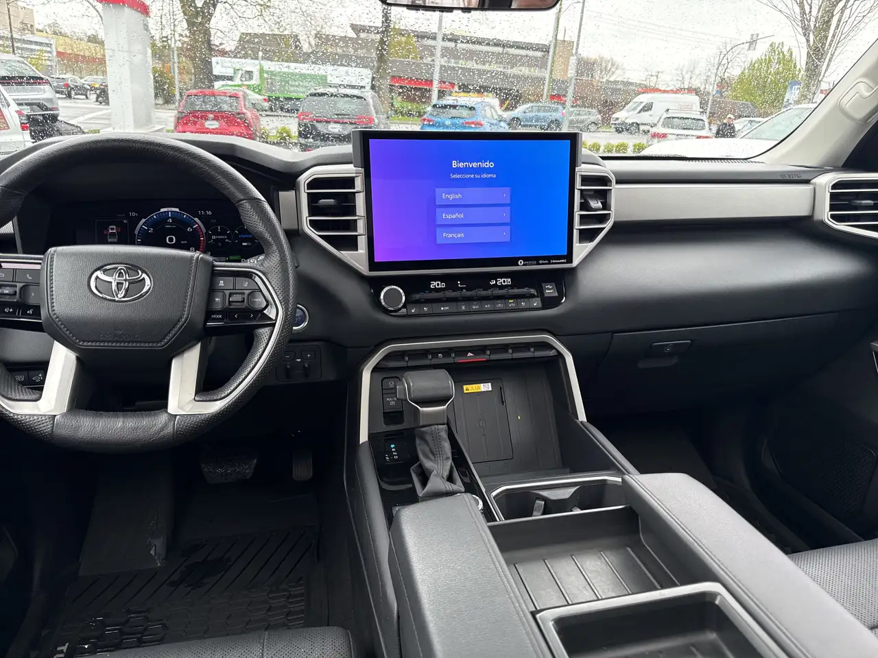 Toyota Tundra снимка Toyota Tundra