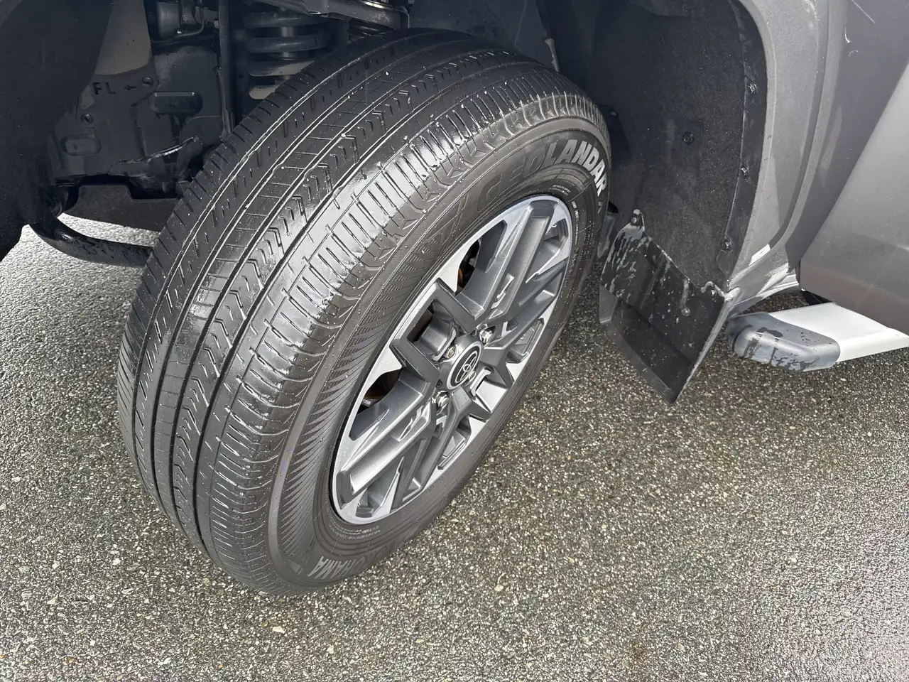 Toyota Tundra снимка Toyota Tundra