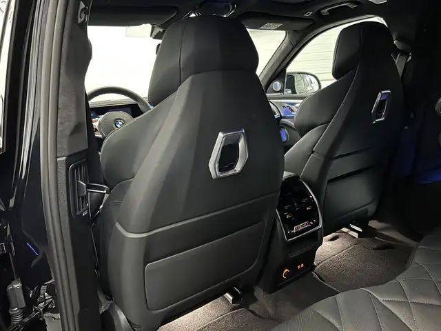 BMW XM 50e *Soft Close / AHK / Bowers&Wilkins* Ansicht 15