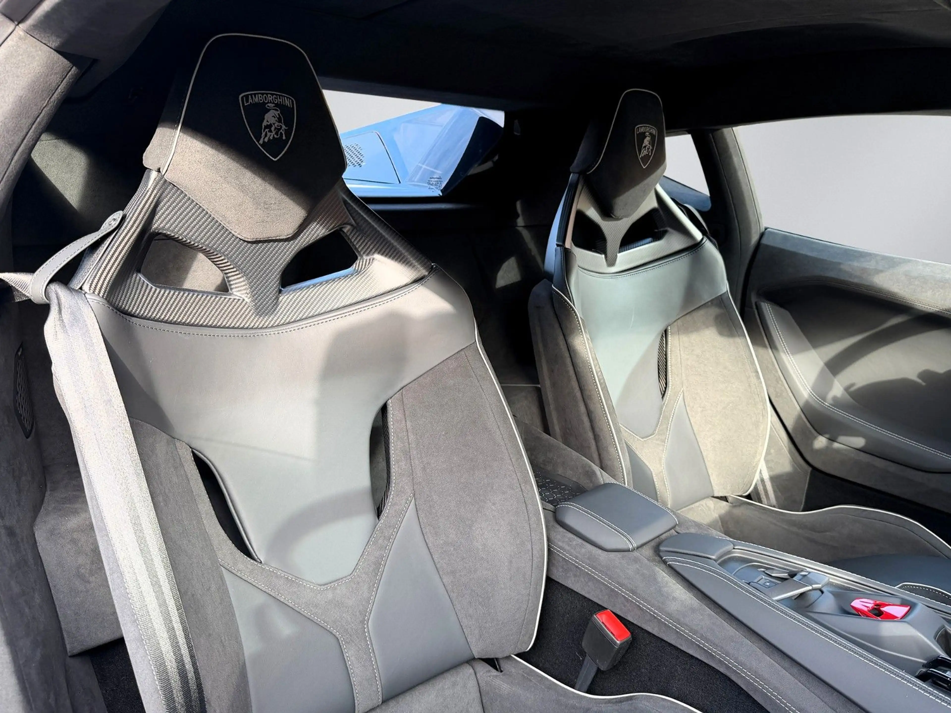 Lamborghini Temerario Corsa Tex Carbon ParkingPack Lift MY26 — photo 8