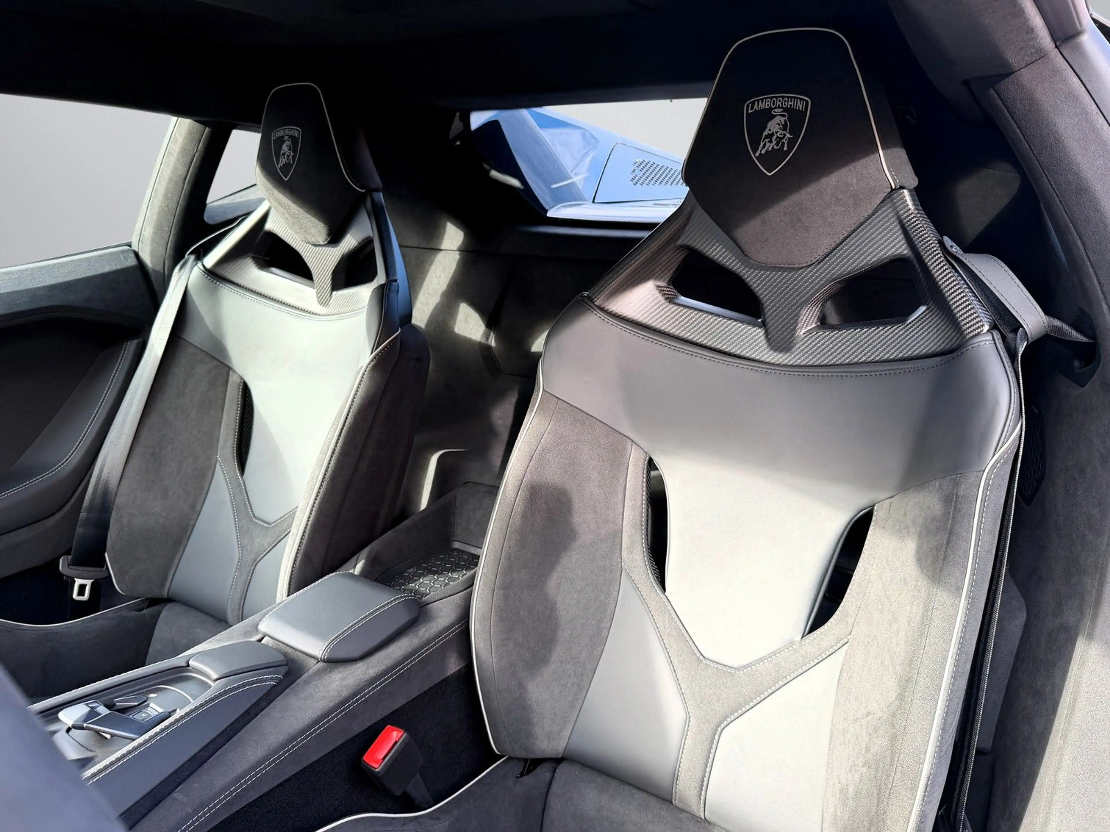 Lamborghini Temerario Corsa Tex Carbon ParkingPack Lift MY26 — photo 4