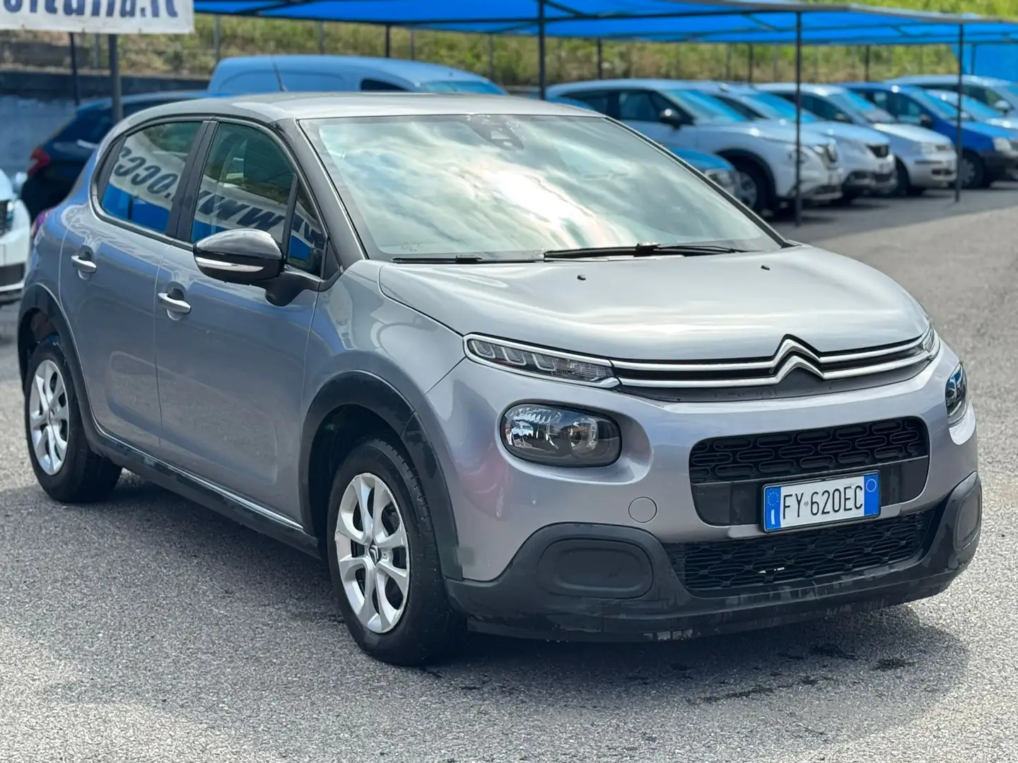 Citroen C3 1.2 puretech UpTown s Gris - 2