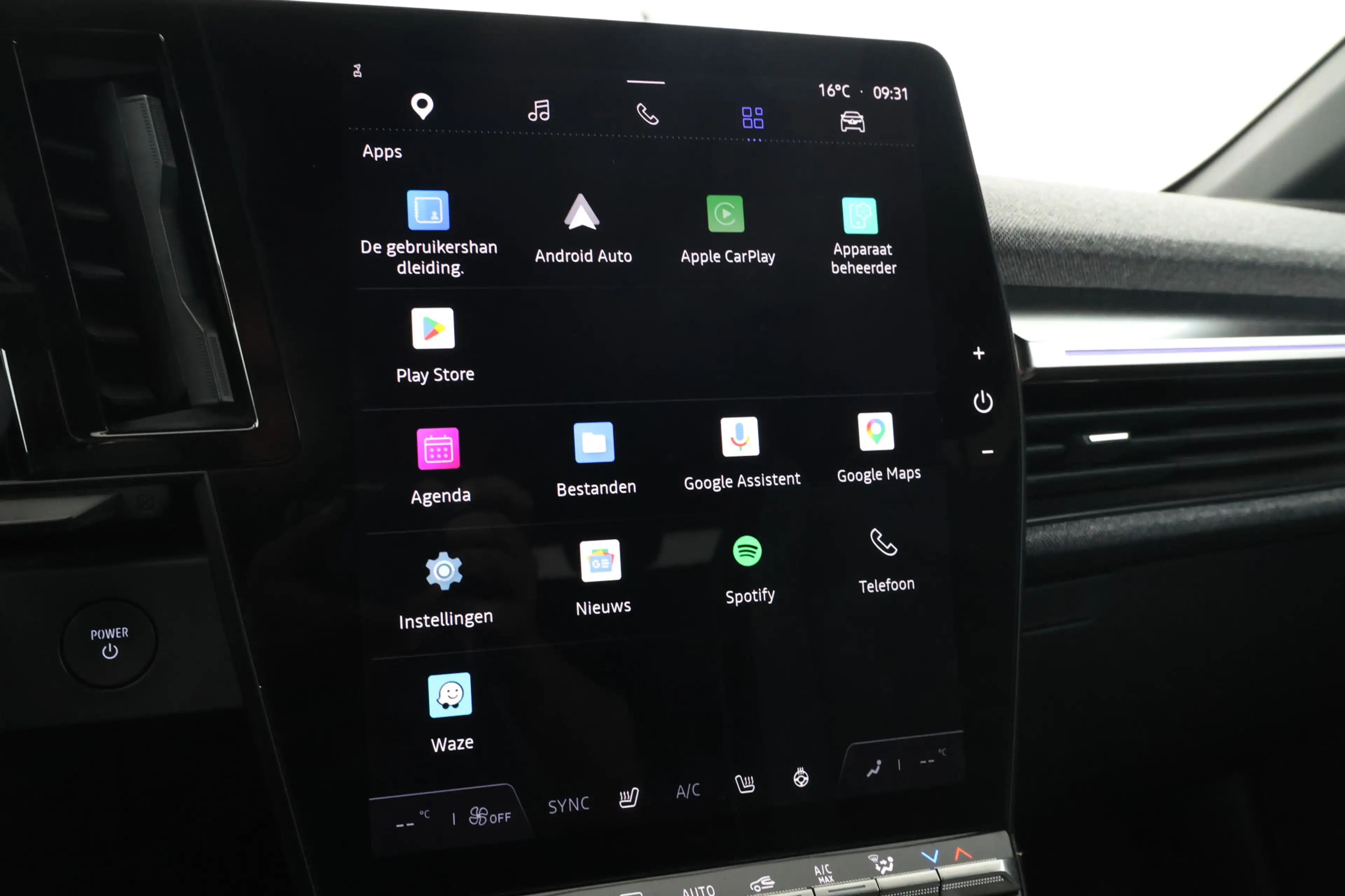 Renault Megane E-Tech EV60 Optimum Charge Techno Adaptive Cruise, Apple — photo 26