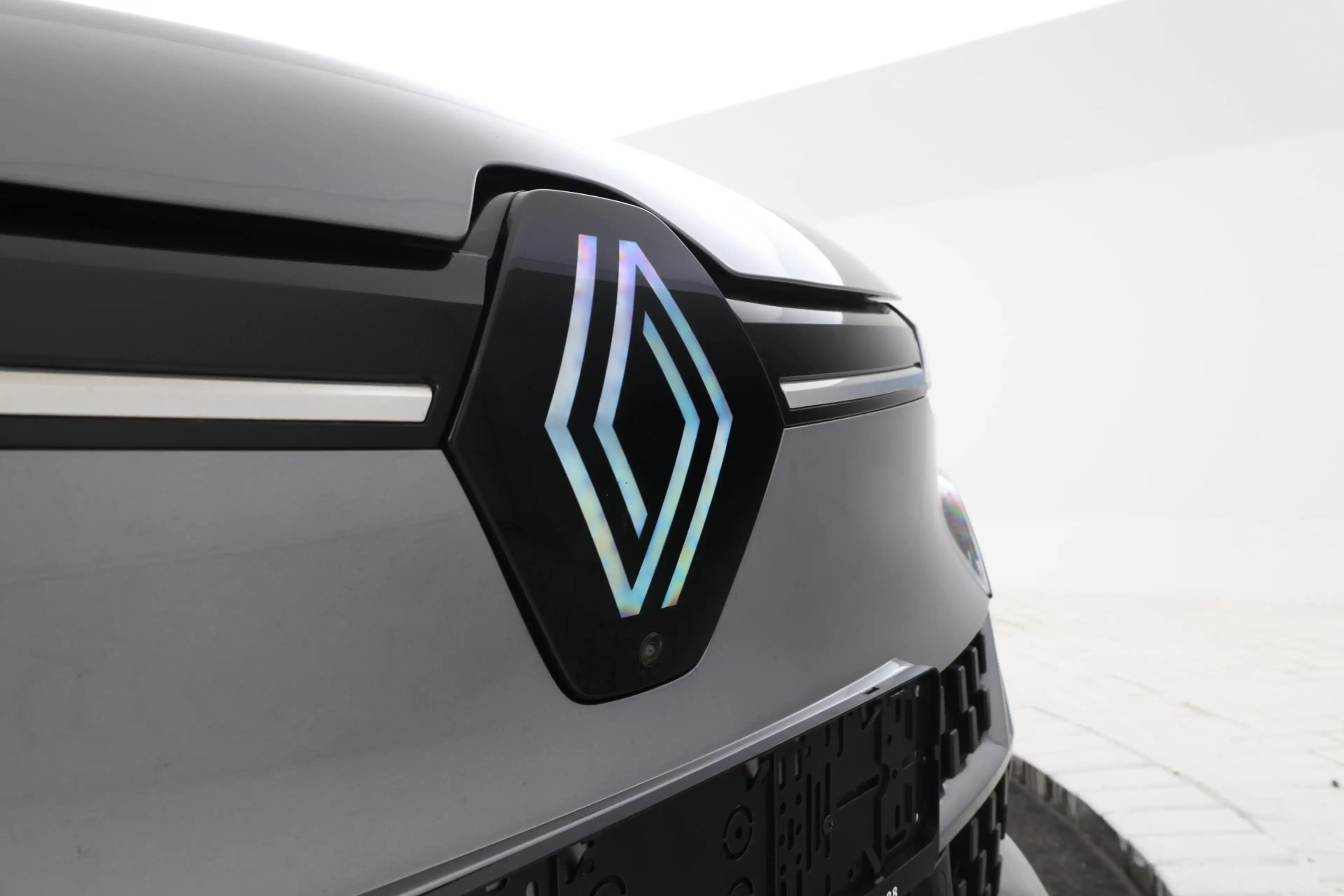 Renault Megane E-Tech EV60 Optimum Charge Techno Adaptive Cruise, Apple — photo 6