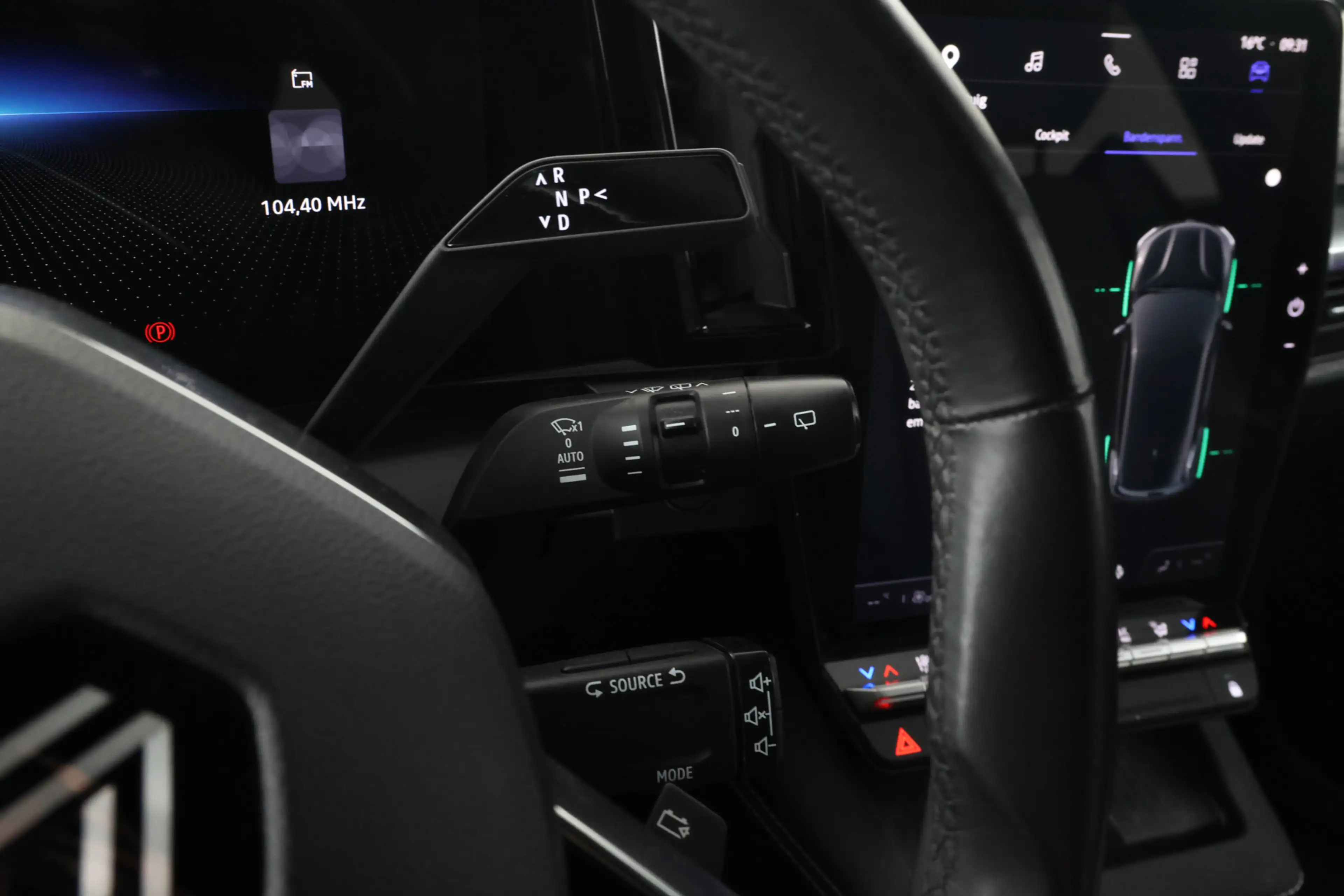Renault Megane E-Tech EV60 Optimum Charge Techno Adaptive Cruise, Apple — photo 22
