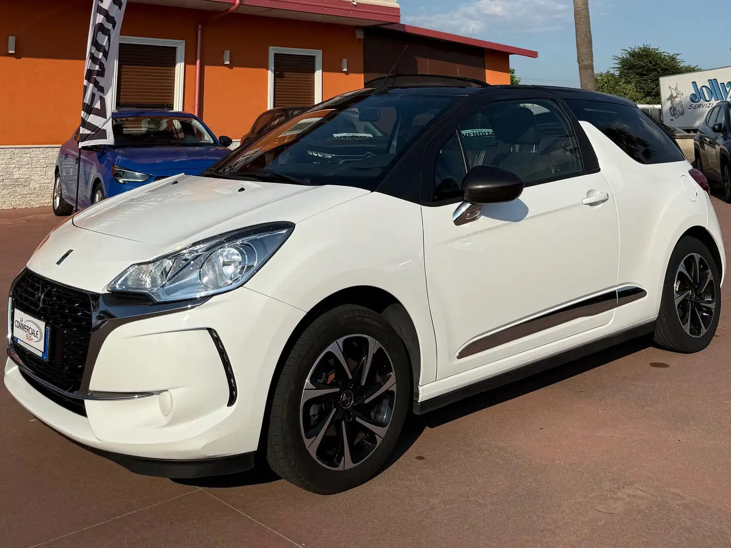 DS Automobiles DS 3 DS3 Cabrio DS3 Cabrio 1.6 bluehdi Sport Chic s - 1