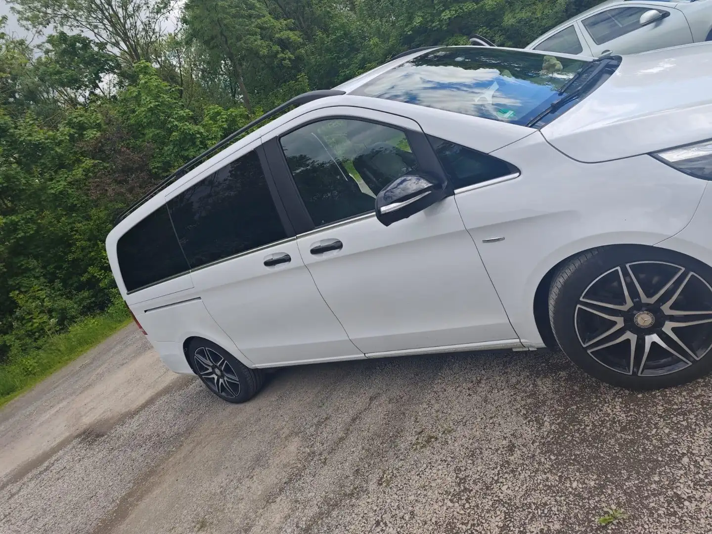 Mercedes-Benz V 250 V 250 (BlueTEC) d extralang 4Matic 7G-TRONIC Avant Weiß - 2
