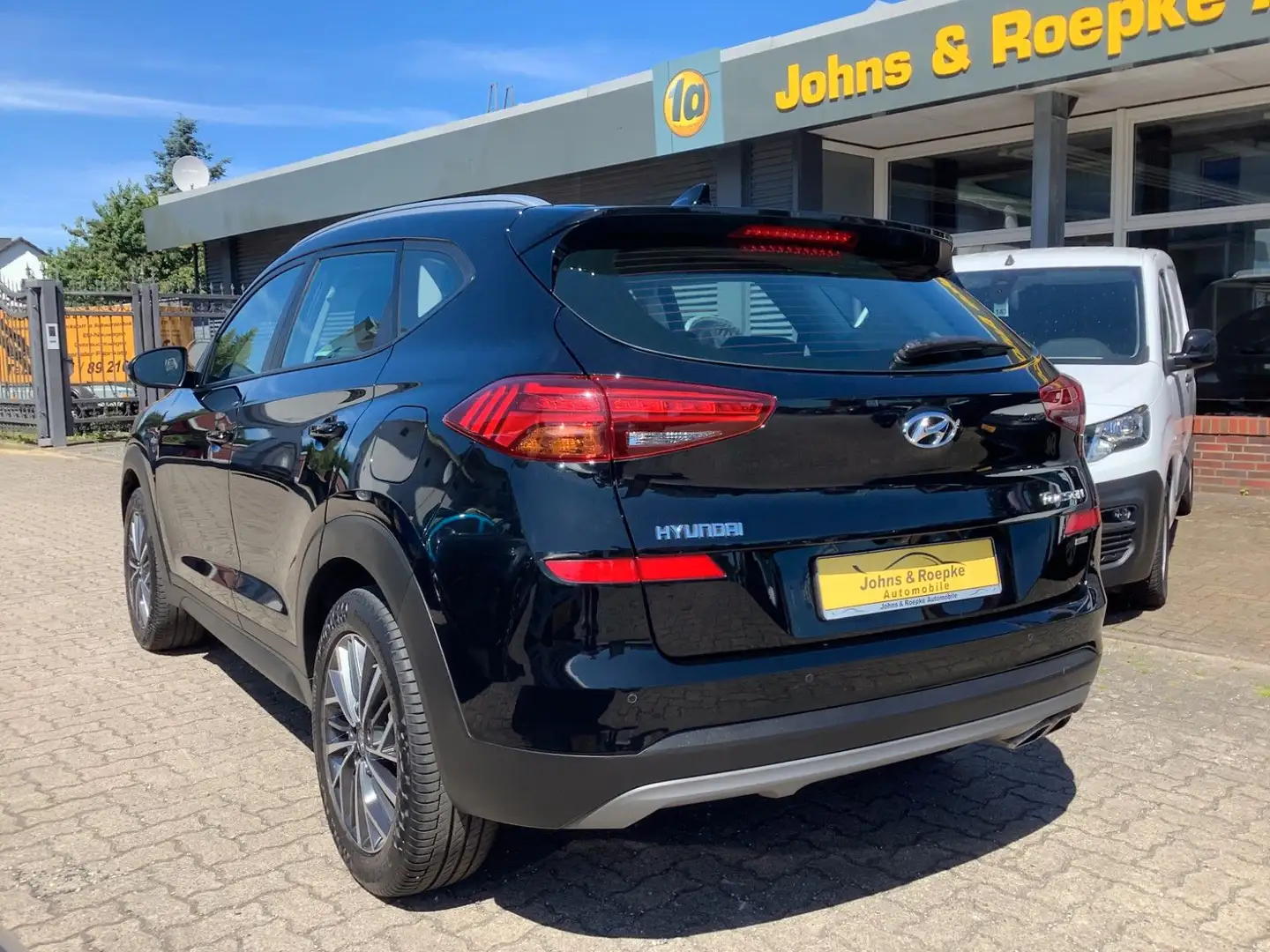 Hyundai TUCSON Advantage 1,6 CRDi / NAVI / KAMERA / Noir - 2