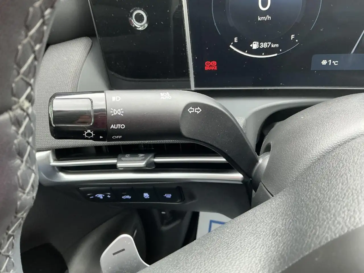 Hyundai Santa Cruz снимка Hyundai Santa Cruz