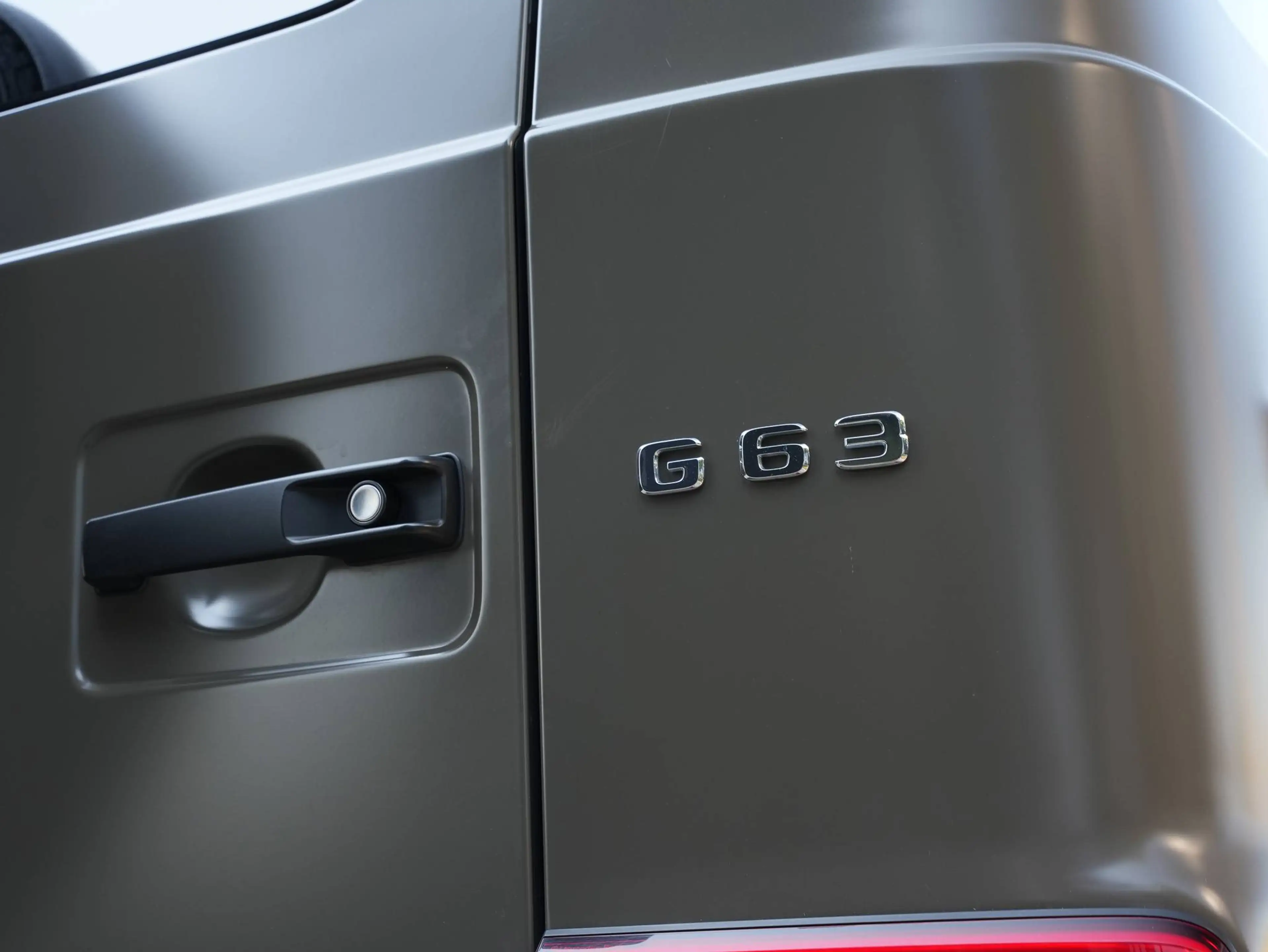Mercedes-Benz G 63 AMG G 63 AMG - MANUFAKTUR Dark Olive Magno - Burmester - Massage - 360° - ACC — photo 9